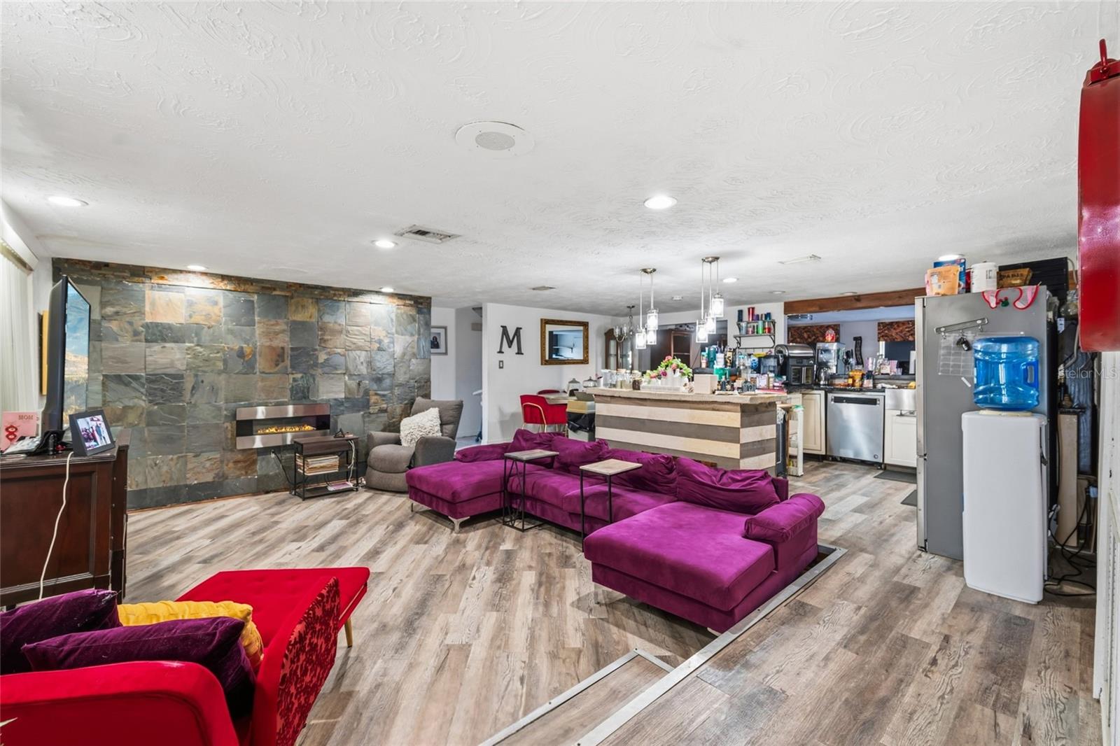 LA VILLA GARDENS - Residential