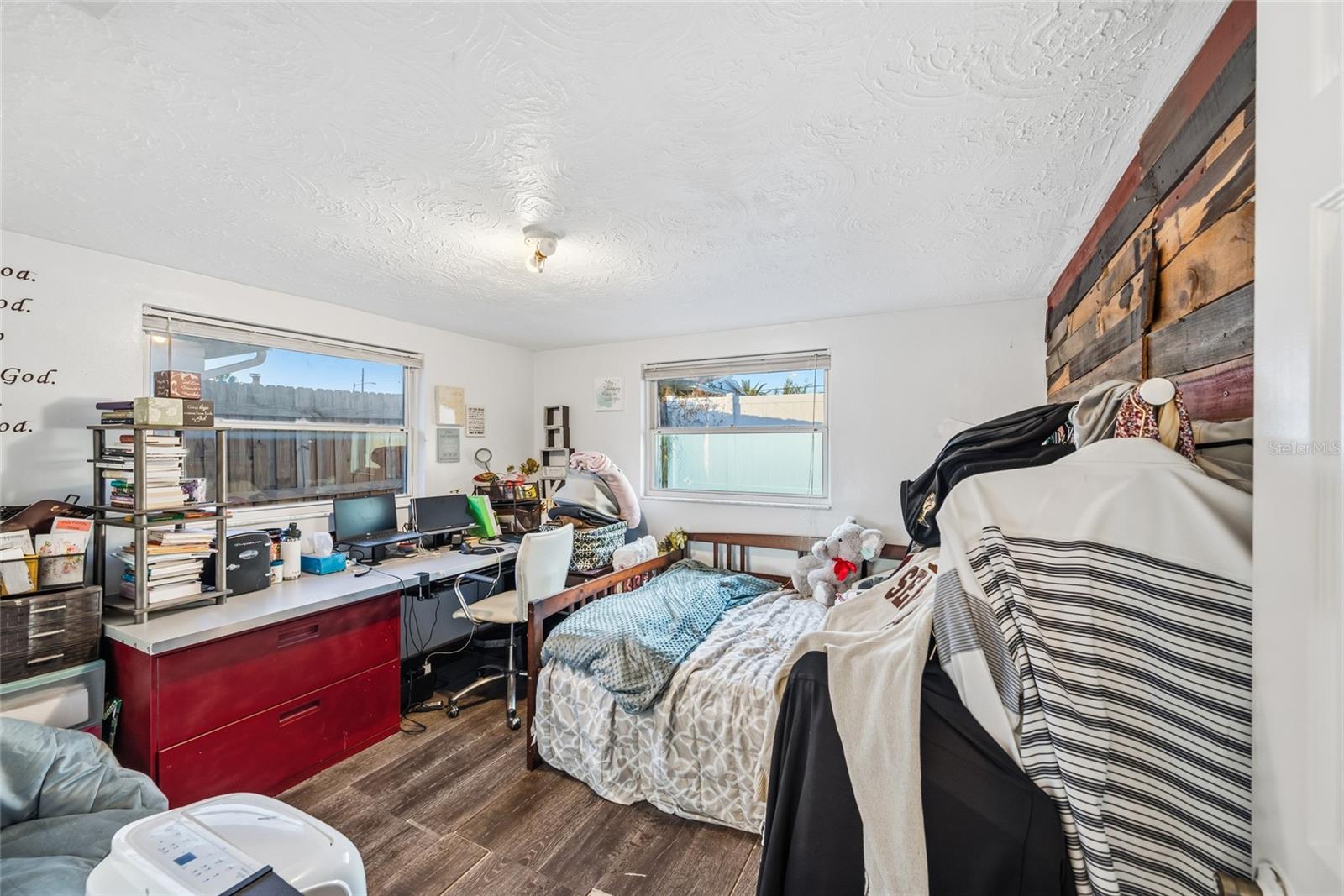 LA VILLA GARDENS - Residential