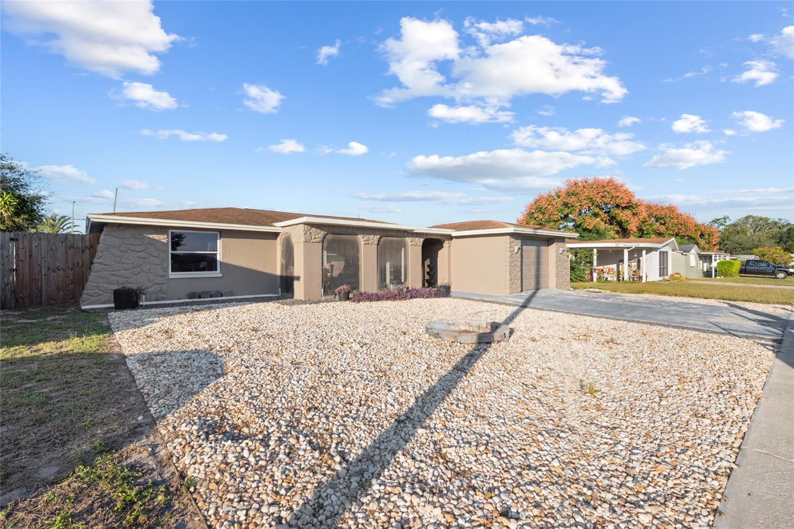 LA VILLA GARDENS - Residential