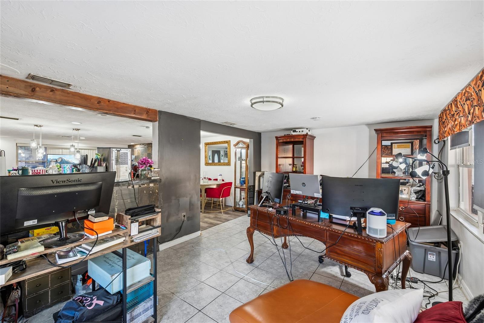 LA VILLA GARDENS - Residential