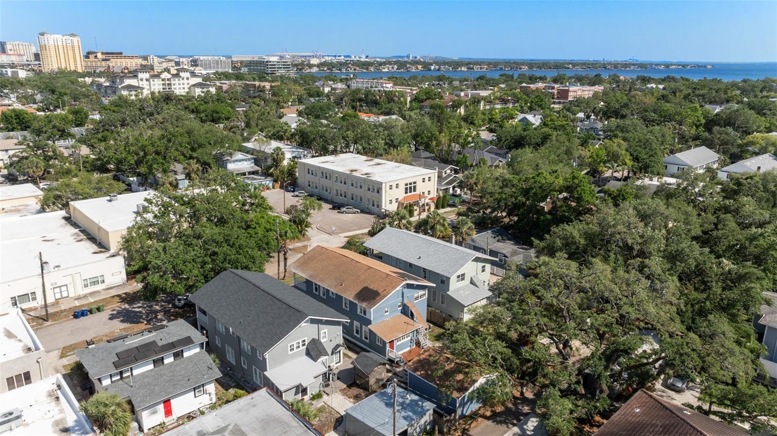 4SU | KELLY'S ALICE SUBDIVISION - Residential