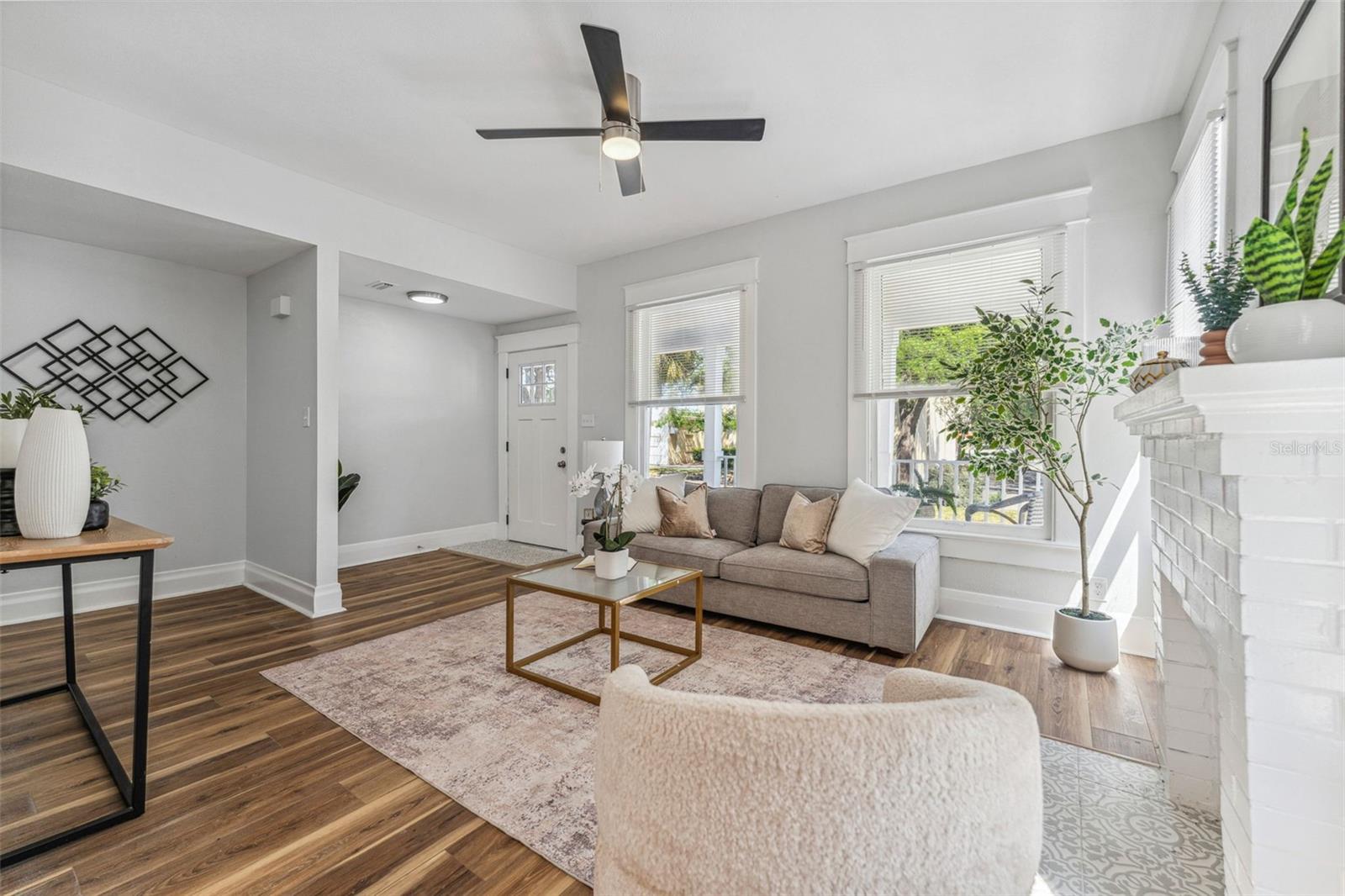 4SU | KELLY'S ALICE SUBDIVISION - Residential