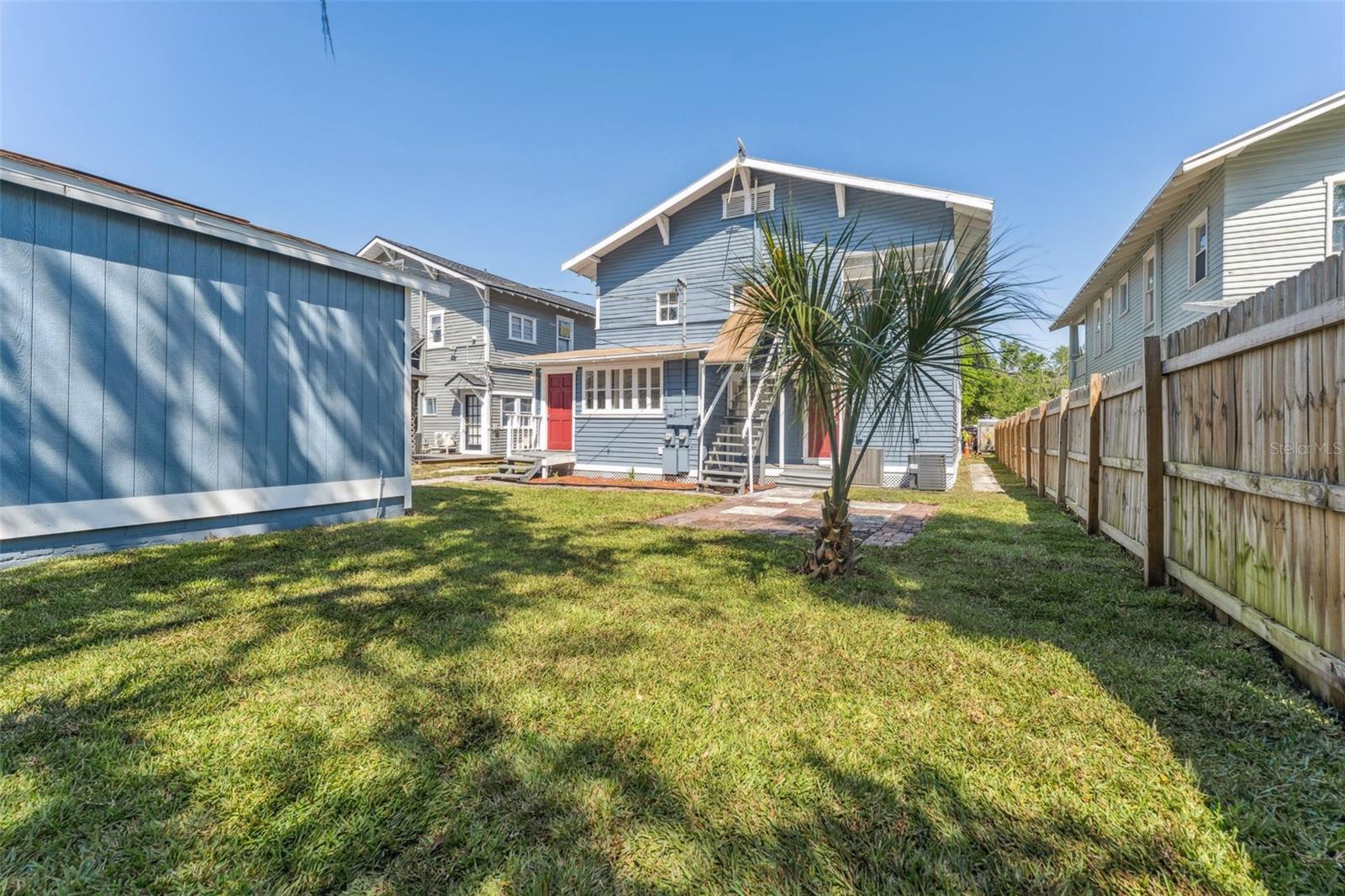 4SU | KELLY'S ALICE SUBDIVISION - Residential