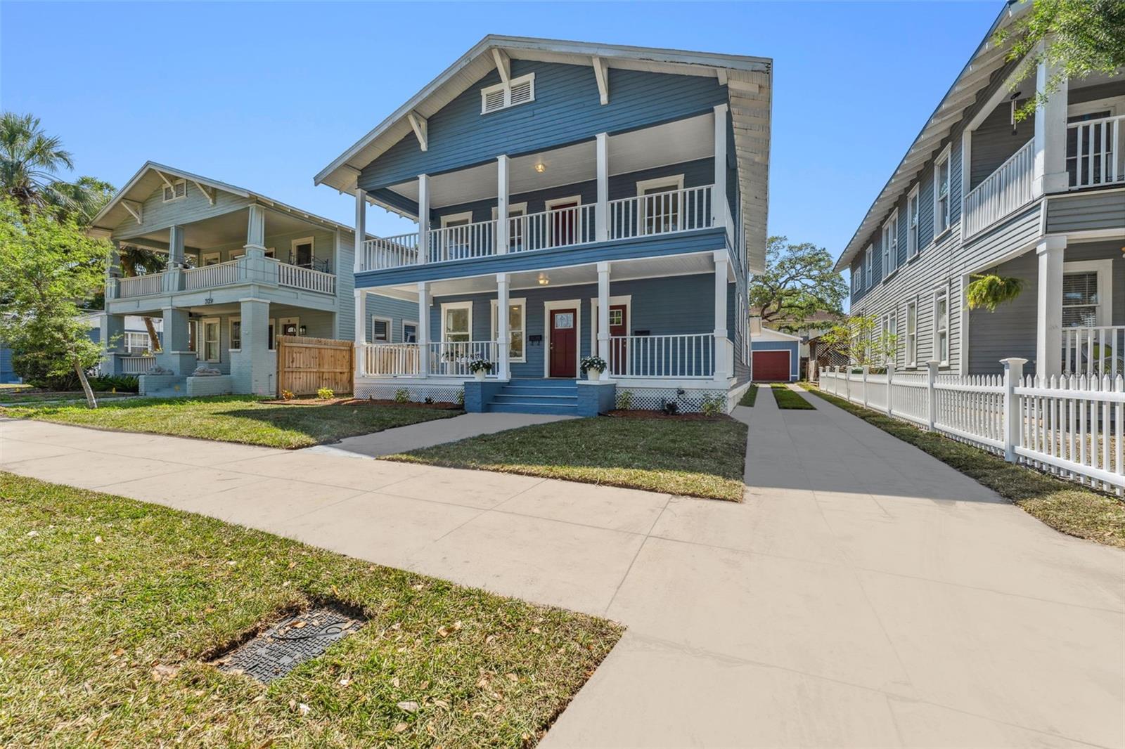 4SU | KELLY'S ALICE SUBDIVISION - Residential