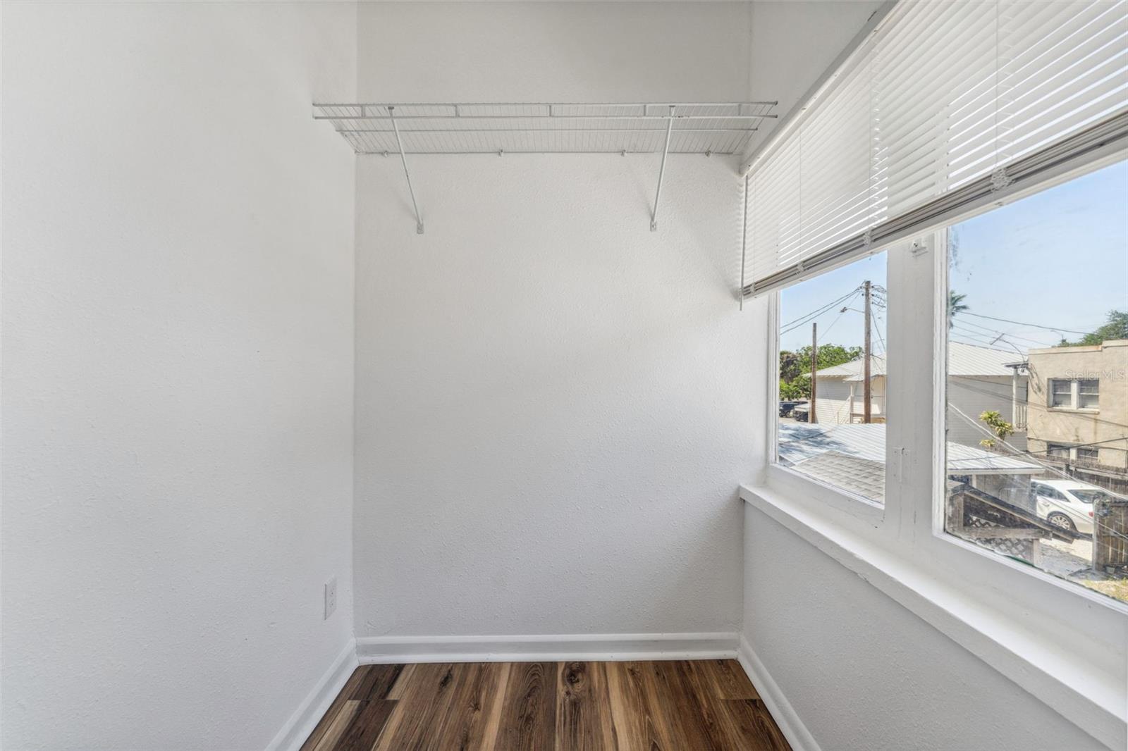 4SU | KELLY'S ALICE SUBDIVISION - Residential