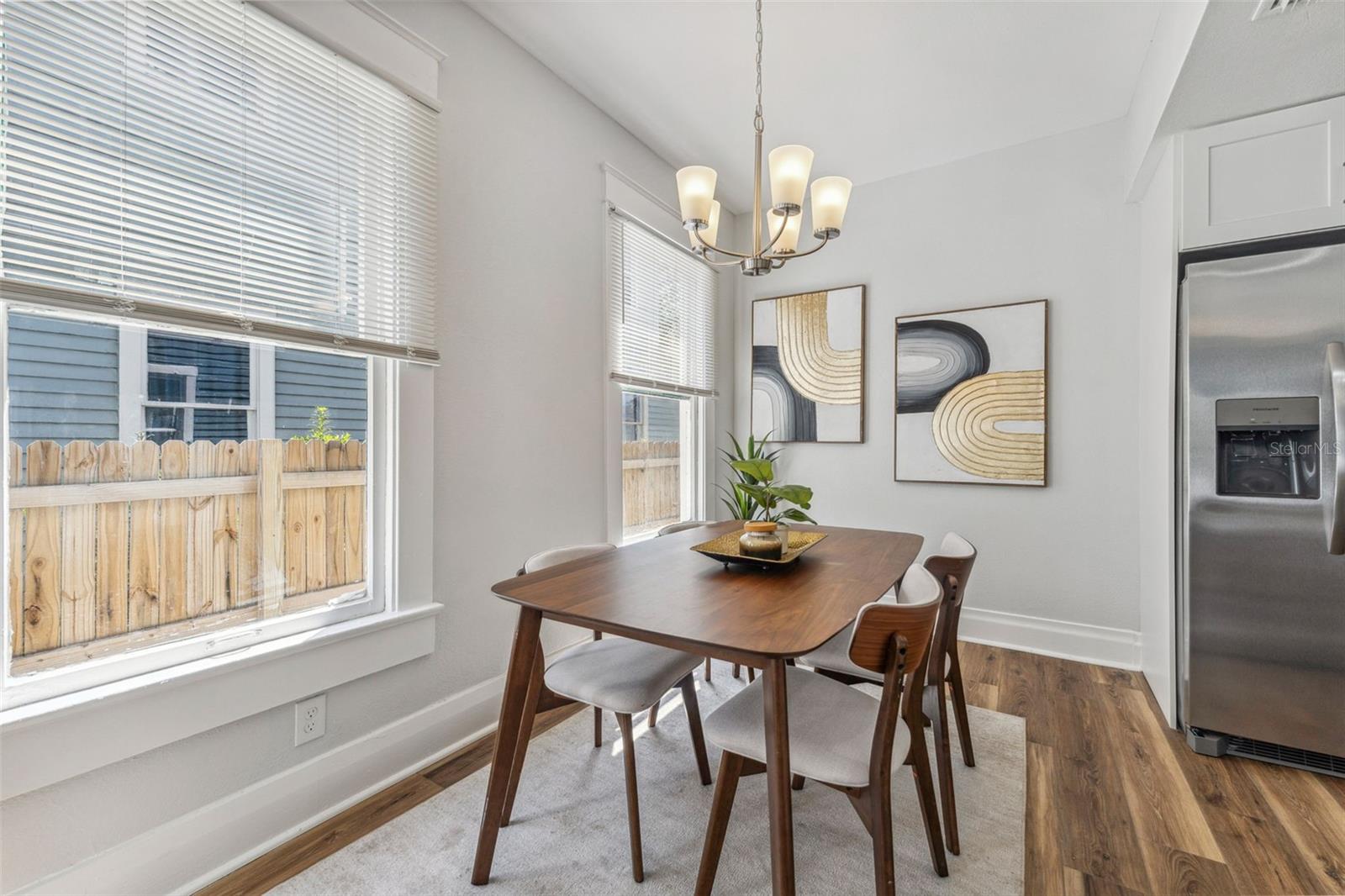 4SU | KELLY'S ALICE SUBDIVISION - Residential