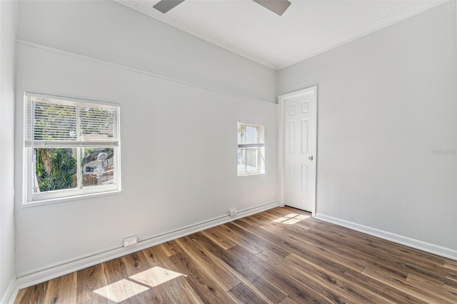 4SU | KELLY'S ALICE SUBDIVISION - Residential