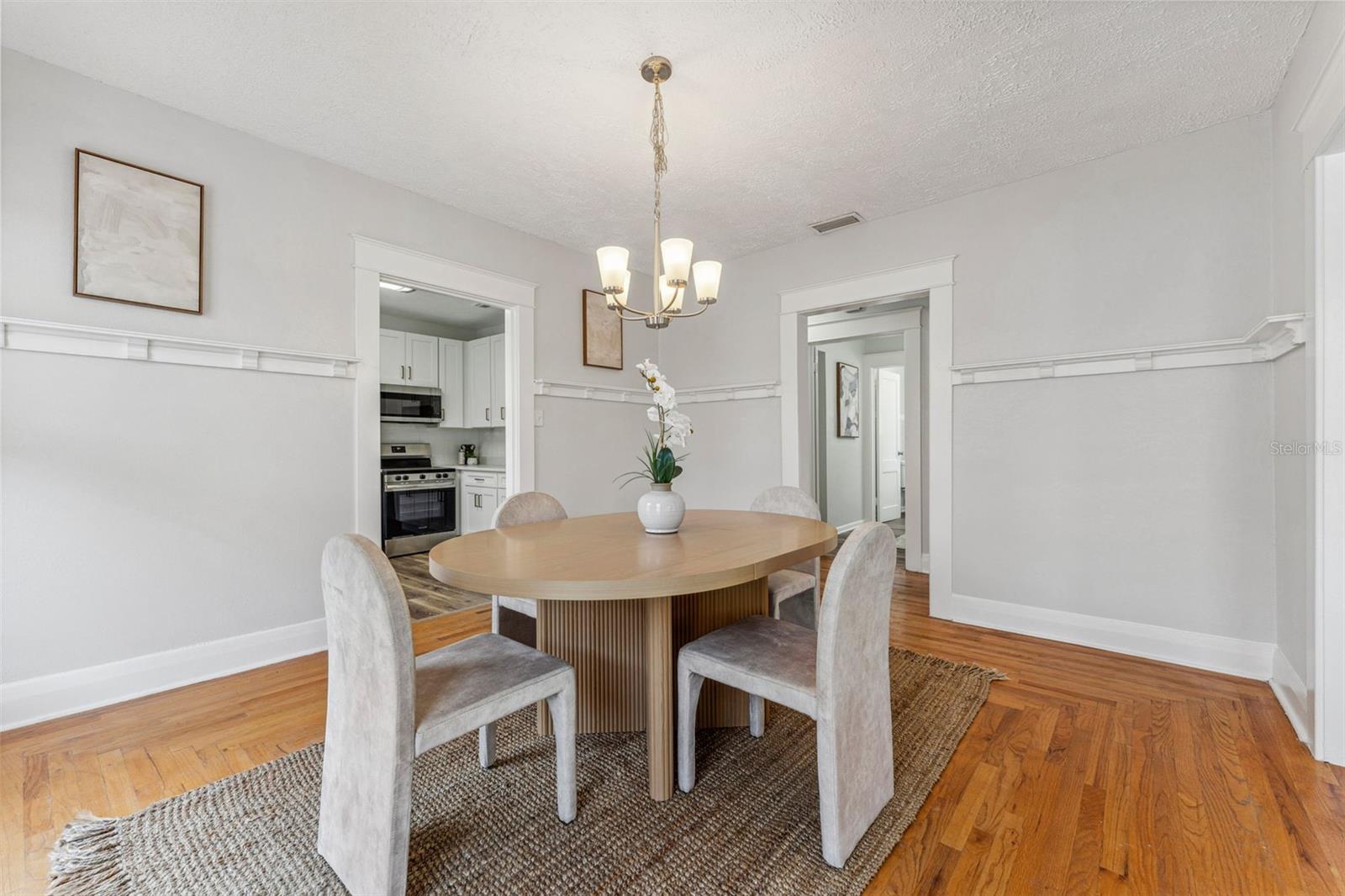 4SU | KELLY'S ALICE SUBDIVISION - Residential