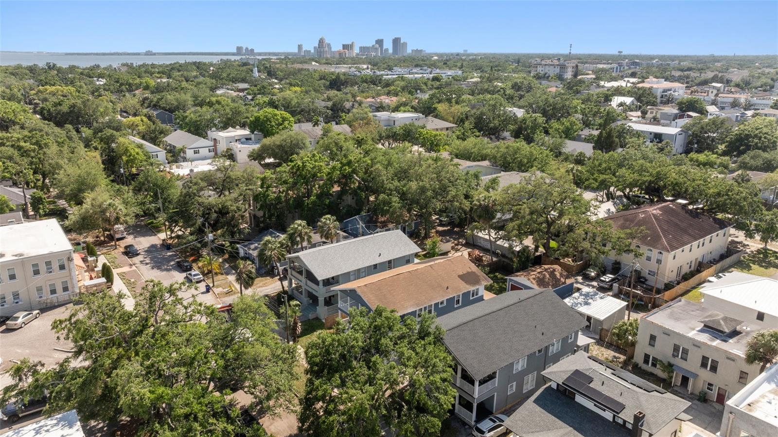 4SU | KELLY'S ALICE SUBDIVISION - Residential