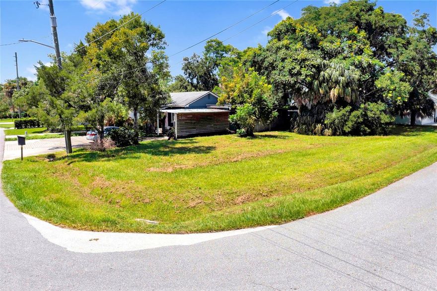 Build Your DREAM HOME on the 3rd Hole of Dubsdread Golf Course!  Seize a rare and exceptional opportunity to construct your custom dream home in the heart of Orlando's COLLEGE PARK neighborhood. This perfectly cleared .16-acre lot (50x150) offers stunning views of the historic Dubsdread Golf Course's 3rd hole and provides a blank canvas for your unique vision.  Property Highlights - Prime Location: Nestled in one of Orlando’s most desirable neighborhoods, this property is just steps from the vibrant Edgewater Drive, renowned for its boutique shopping and local dining hotspots.  In minutes you can be at Advent Health Main Campus, Bishop Moore and Orlando Junior Academy. Ready to Build: The lot is cleared and ready for immediate construction. A survey and building plans are available, saving you valuable time and resources. NO HOA: Enjoy the creative freedom to design and build your home without the restrictions or fees of a Homeowners Association.  Thriving Community: Benefit from the proximity to the exciting new 200-acre development known as The Packing District, a hub of future growth and entertainment.
After 40 years of ownership, the seller's plans have changed, creating the perfect moment for you to step in. Whether you are a builder seeking a prime project or a future homeowner ready to bring your vision to life, this is your chance to create something truly special in a location that offers both tranquility and convenience. Don't miss out on this unique opportunity. Bring your plans and start building your future today!