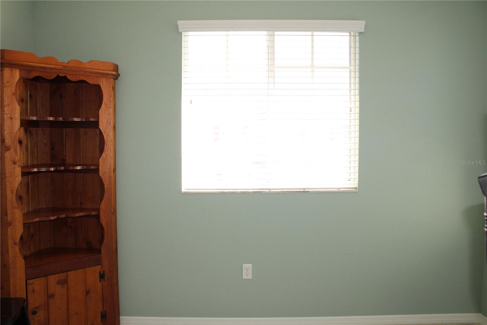 RIVERBAY TWNHMS PH THREE - Residential Lease