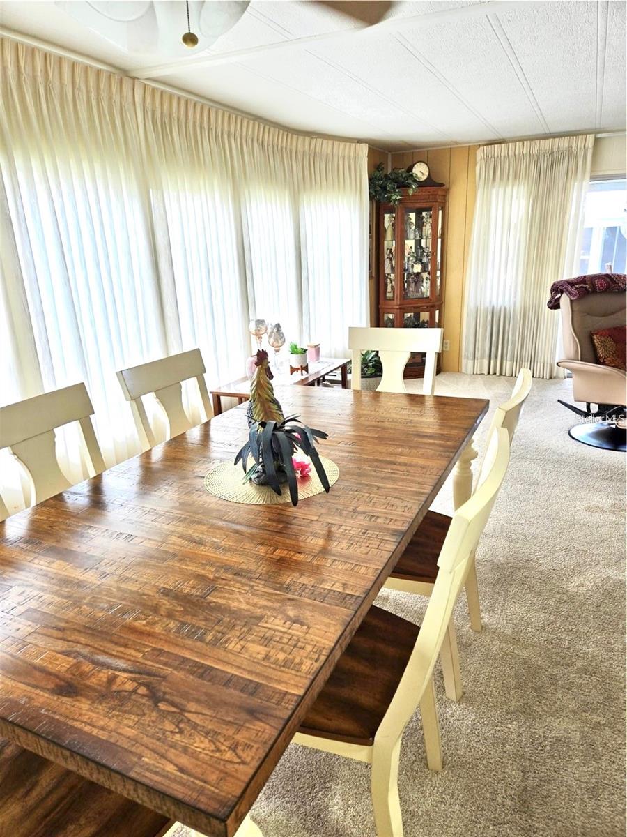 VENETIAN ESTATES - Residential