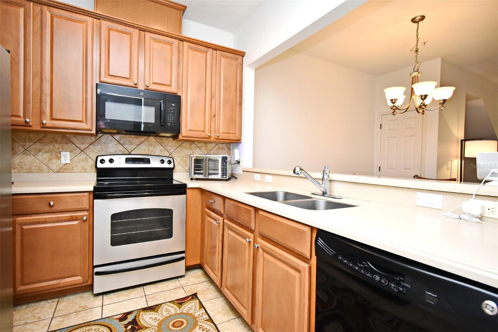 WEKIVA PARK TOWNHOMES - Residential Lease