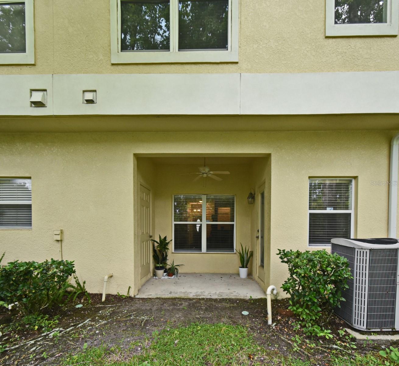 WEKIVA PARK TOWNHOMES - Residential Lease