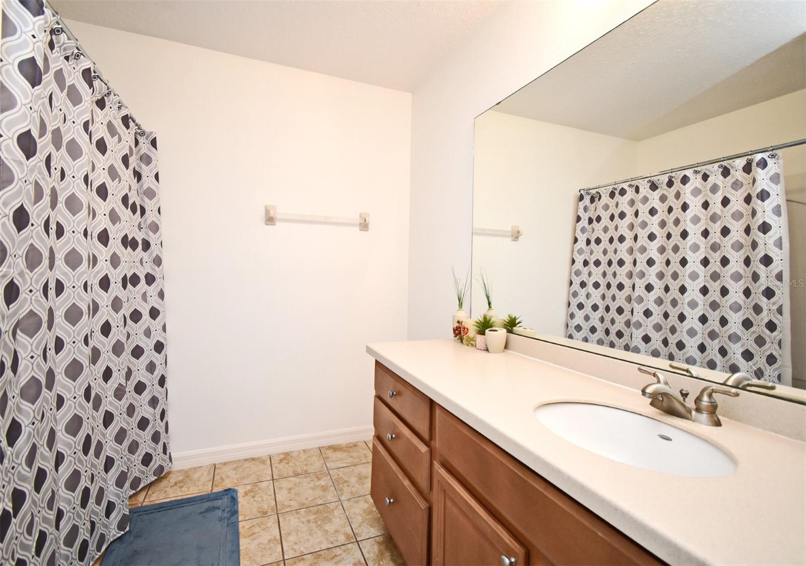 WEKIVA PARK TOWNHOMES - Residential Lease