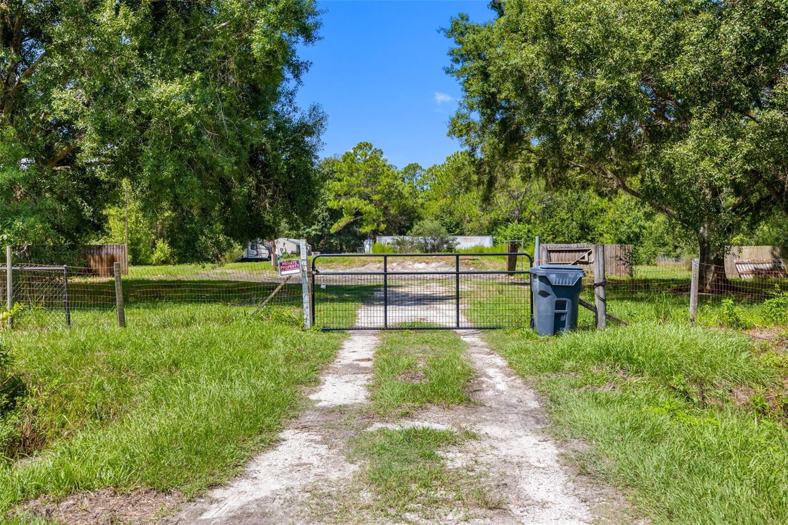 COUNTRY TRAILS PH 03 - Land