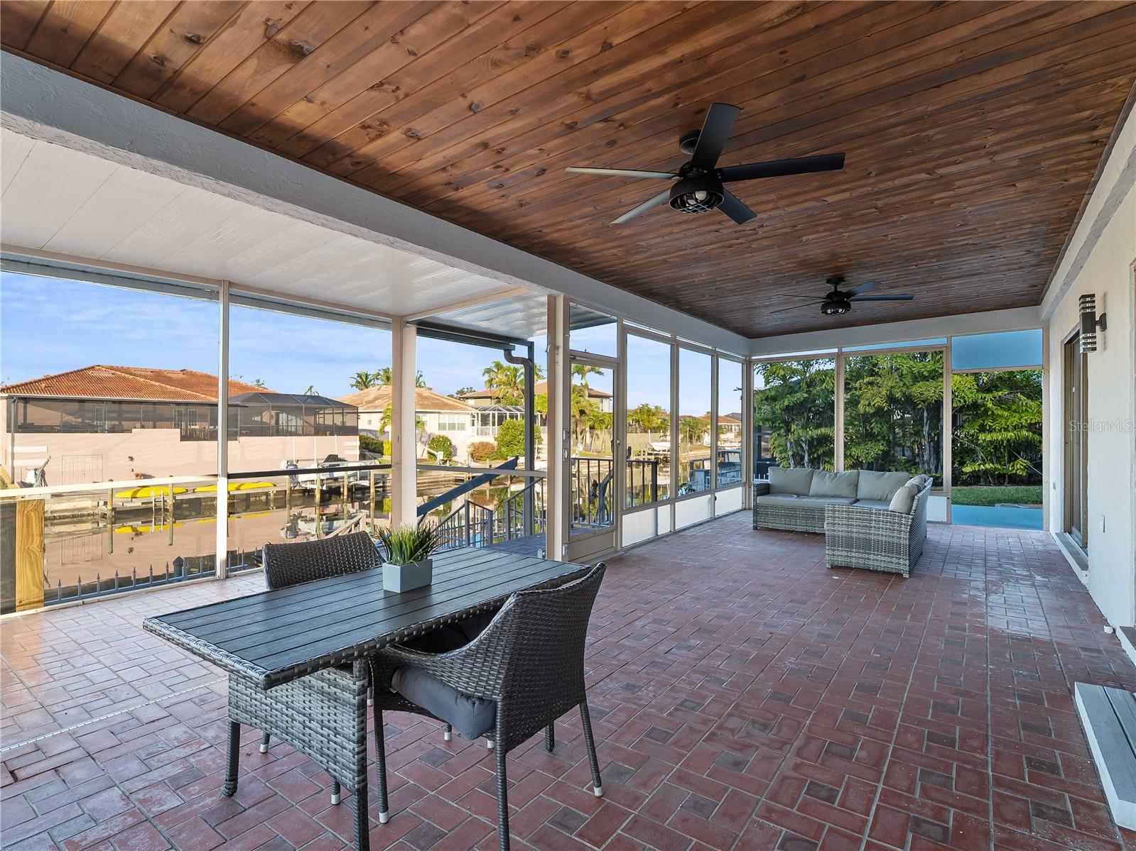 ENGLEWOOD ISLES SUB - Residential