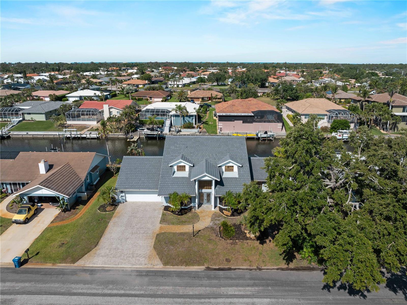 ENGLEWOOD ISLES SUB - Residential