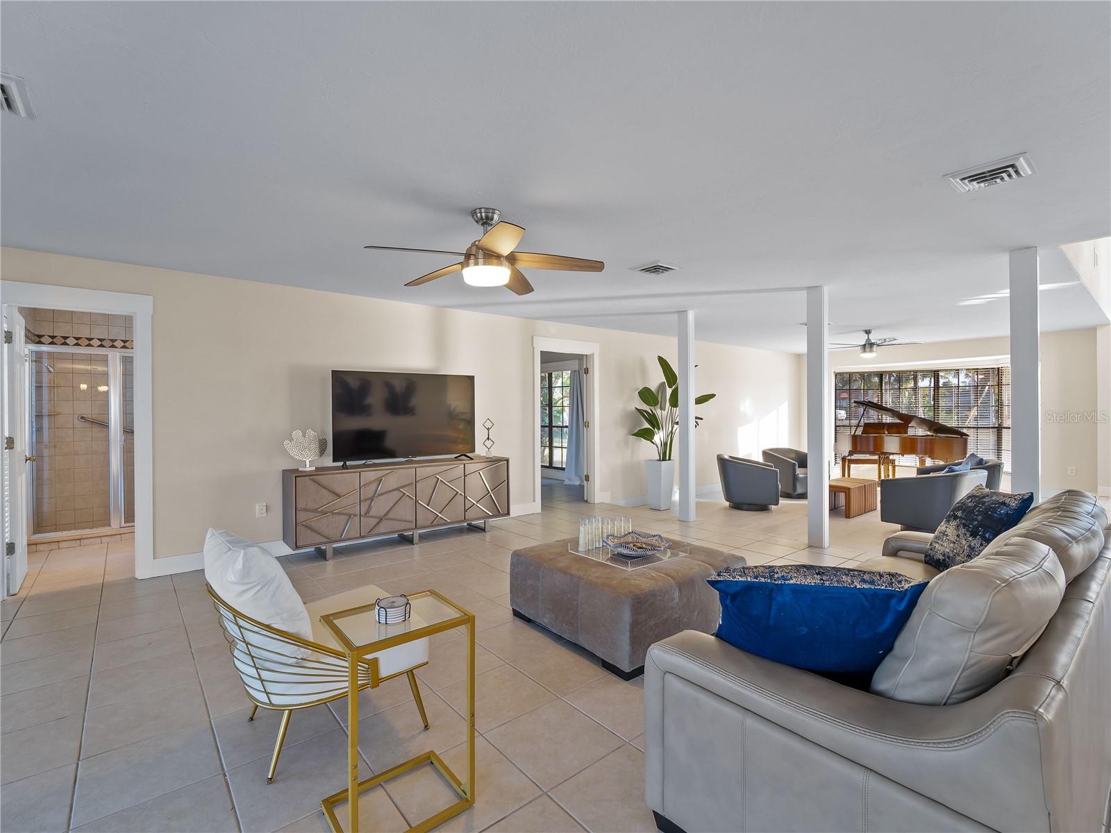 ENGLEWOOD ISLES SUB - Residential