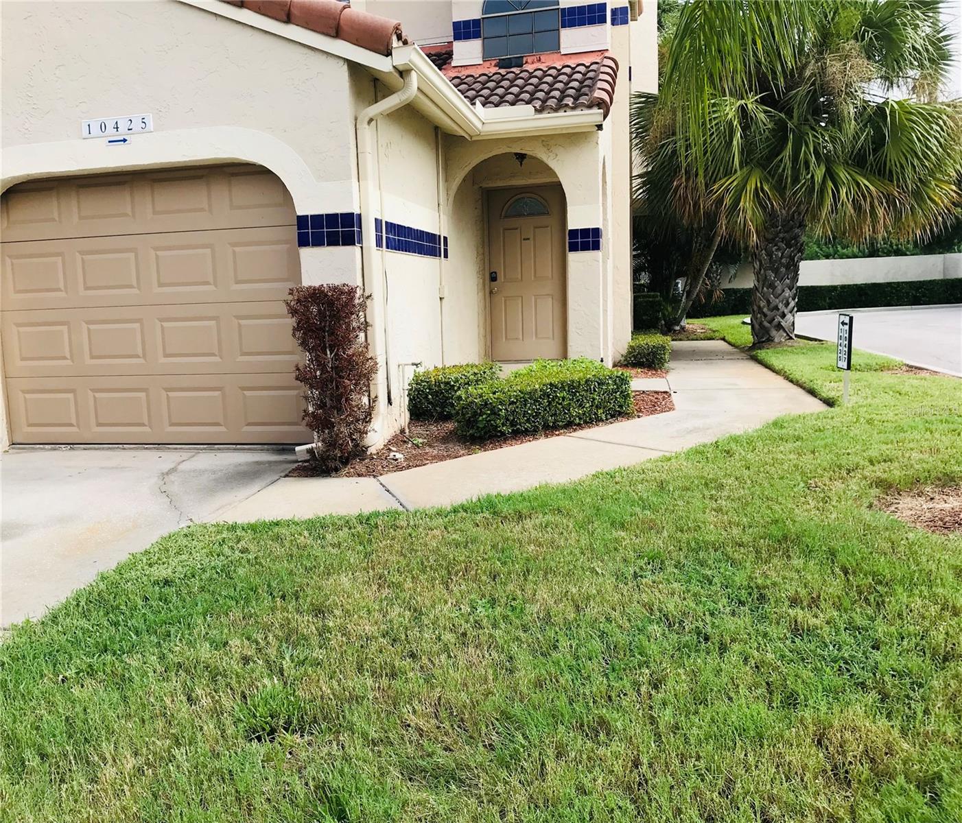 10425 LA MIRAGE COURT 202