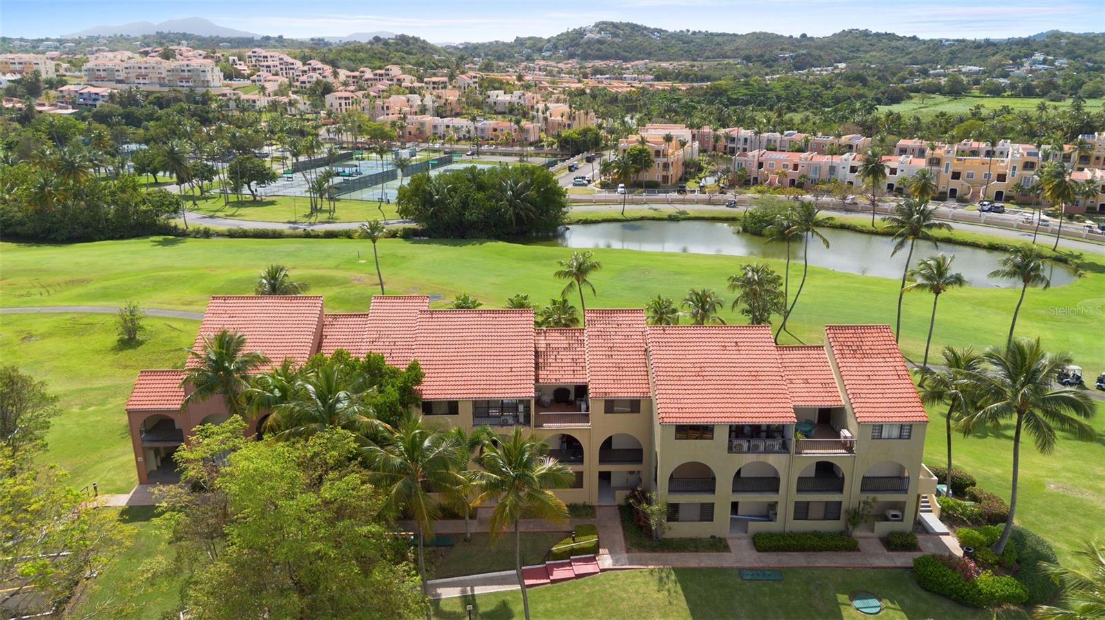 BEACH VILLAGE - Residential