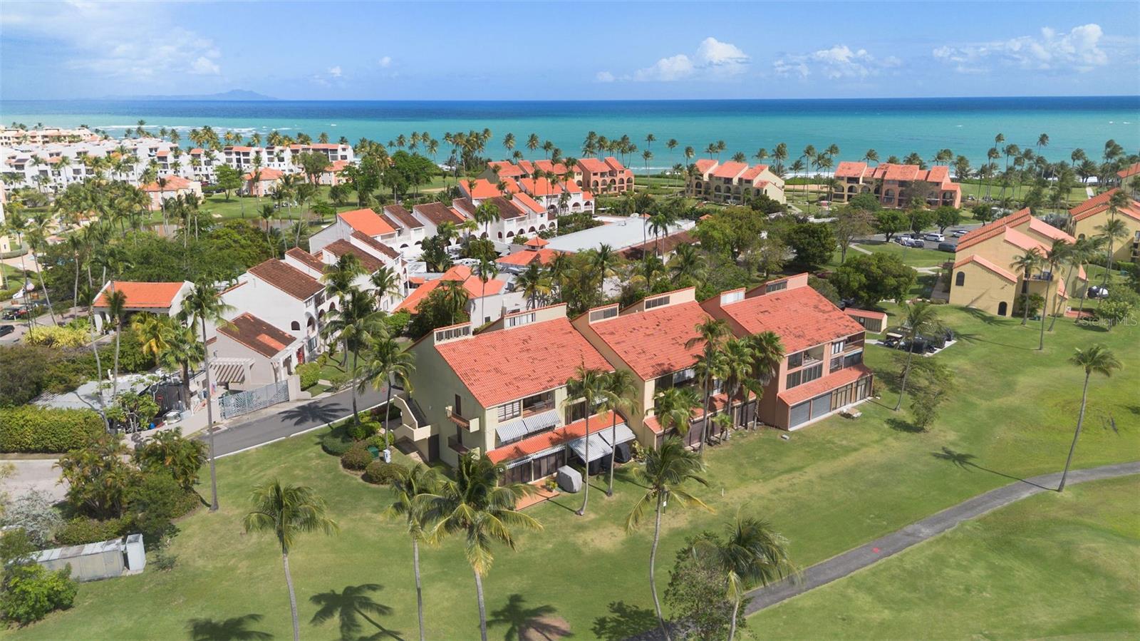 BEACH VILLAGE - Residential