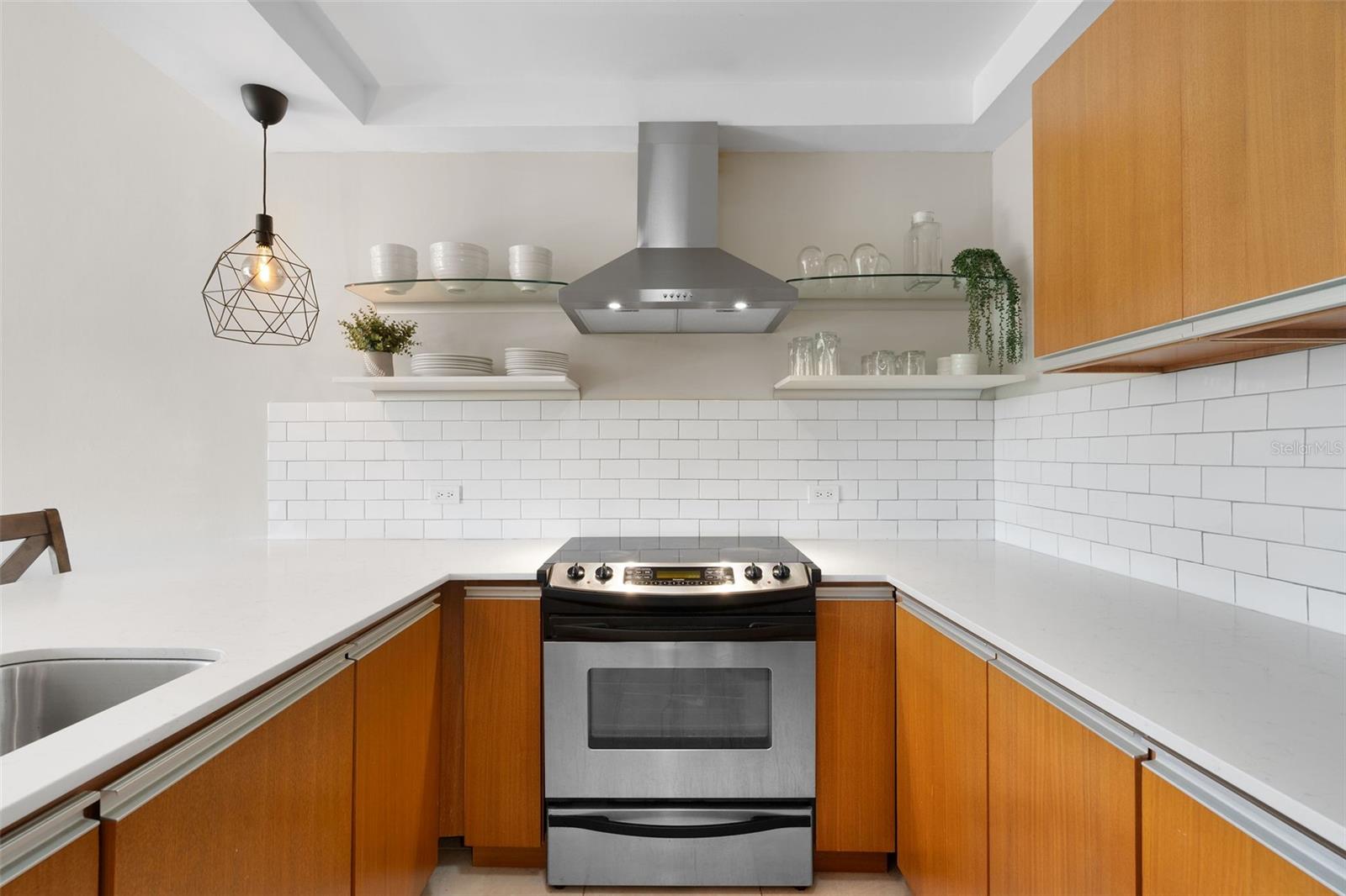 BEACH VILLAGE - Residential