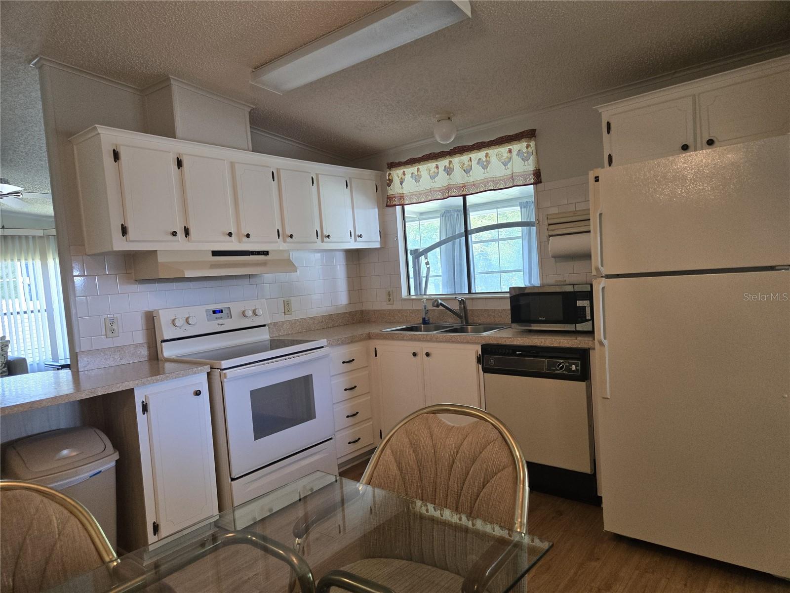 ZELLWOOD STATION COOP MH PARK - Residential