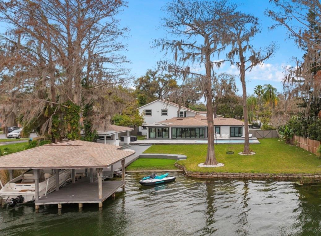 301 RIPPLING LANE