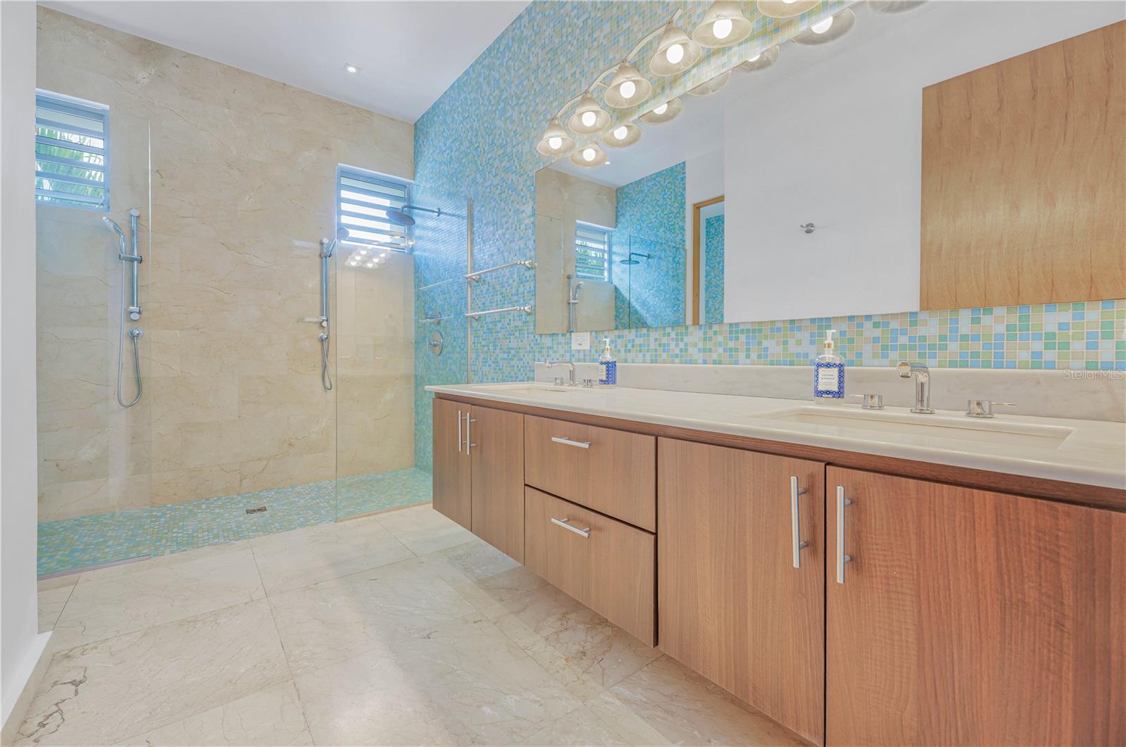 SANTA TERESITA - Residential