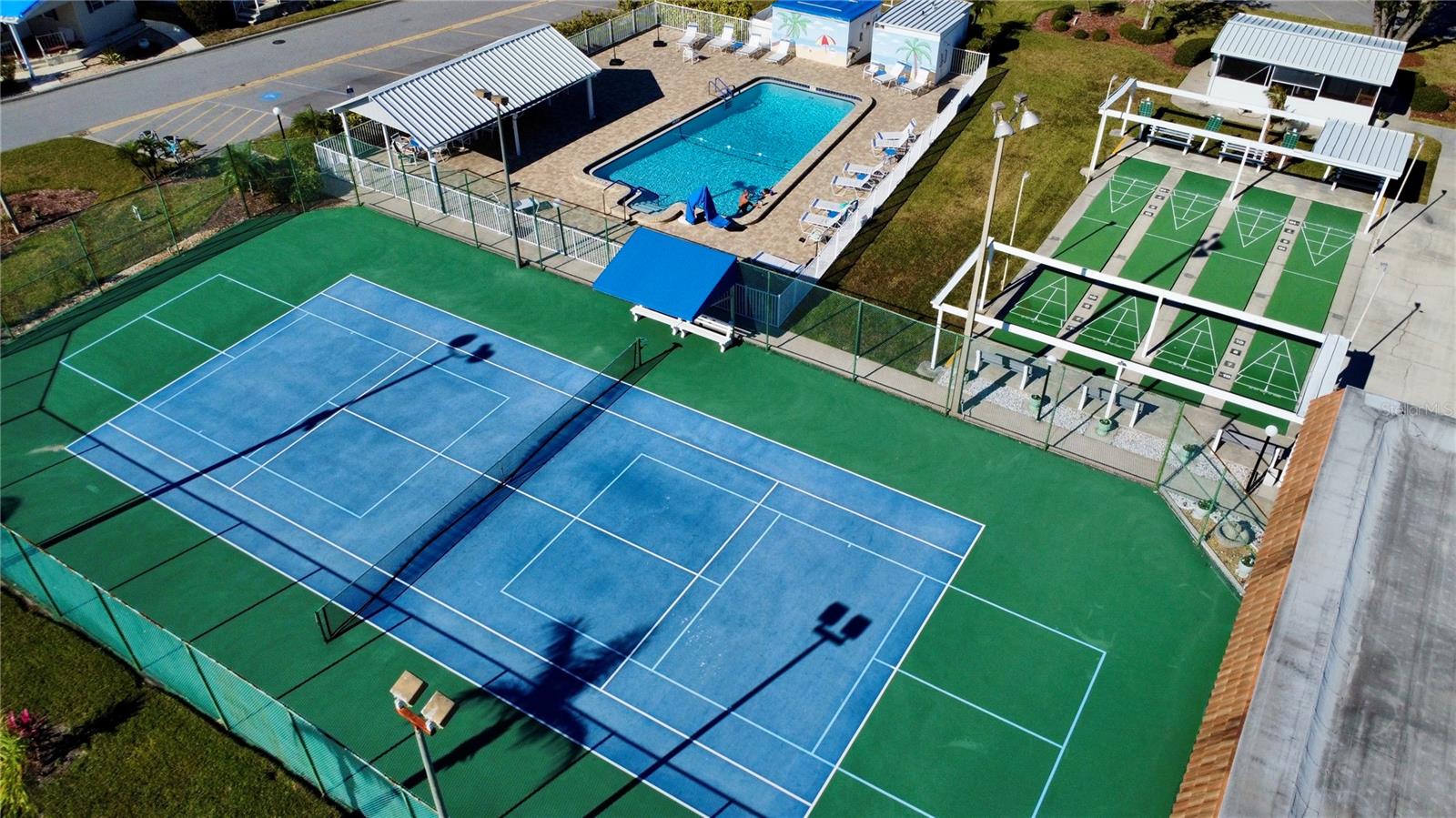 HARBOR LIGHTS MHP CO-OP - Residential