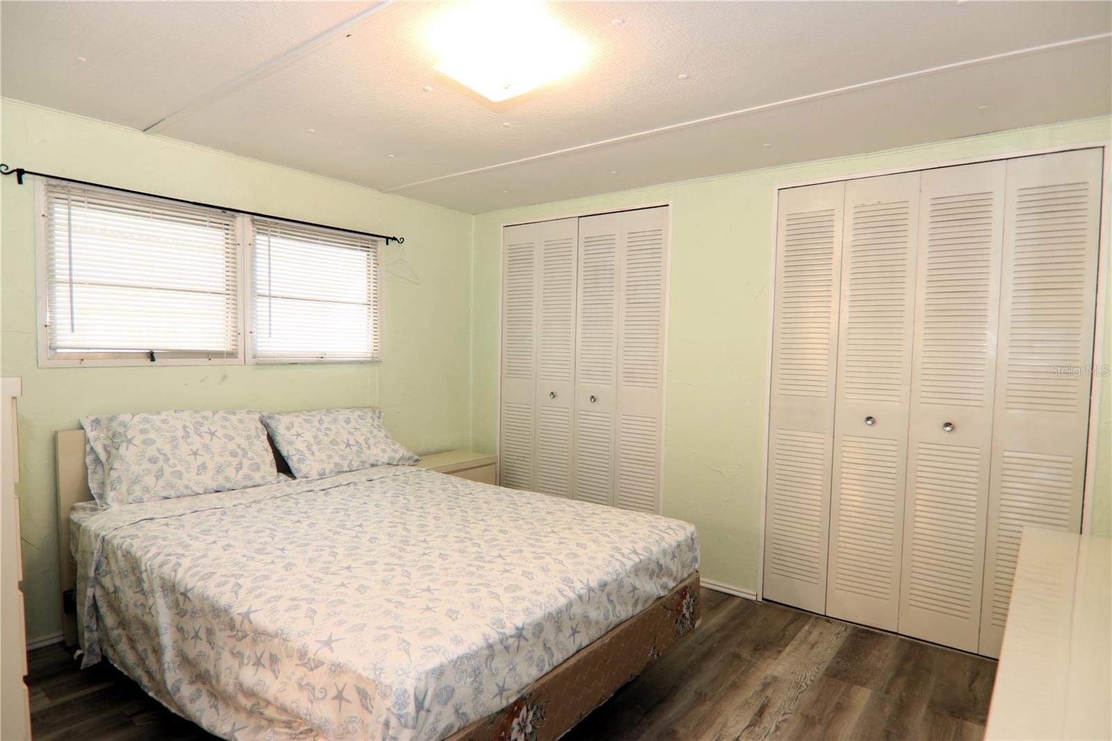 HARBOR LIGHTS MHP CO-OP - Residential