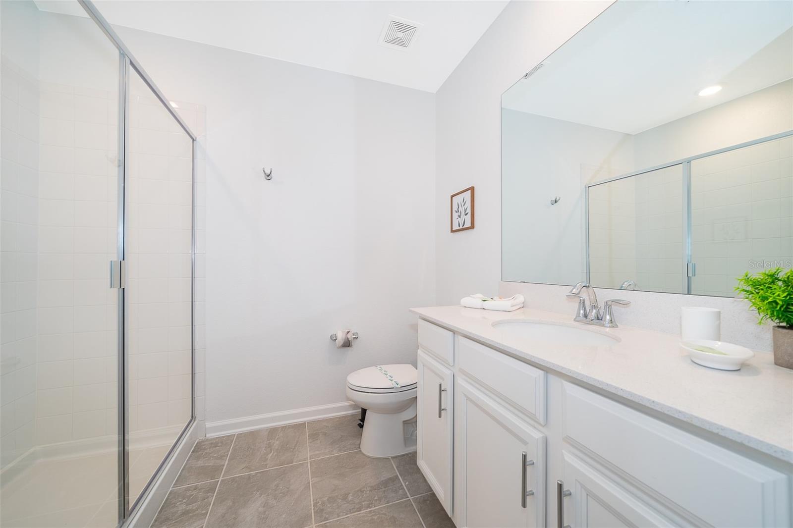 CHAMPIONSGATE CONDO 4 PH 22 & 23 - Residential Lease