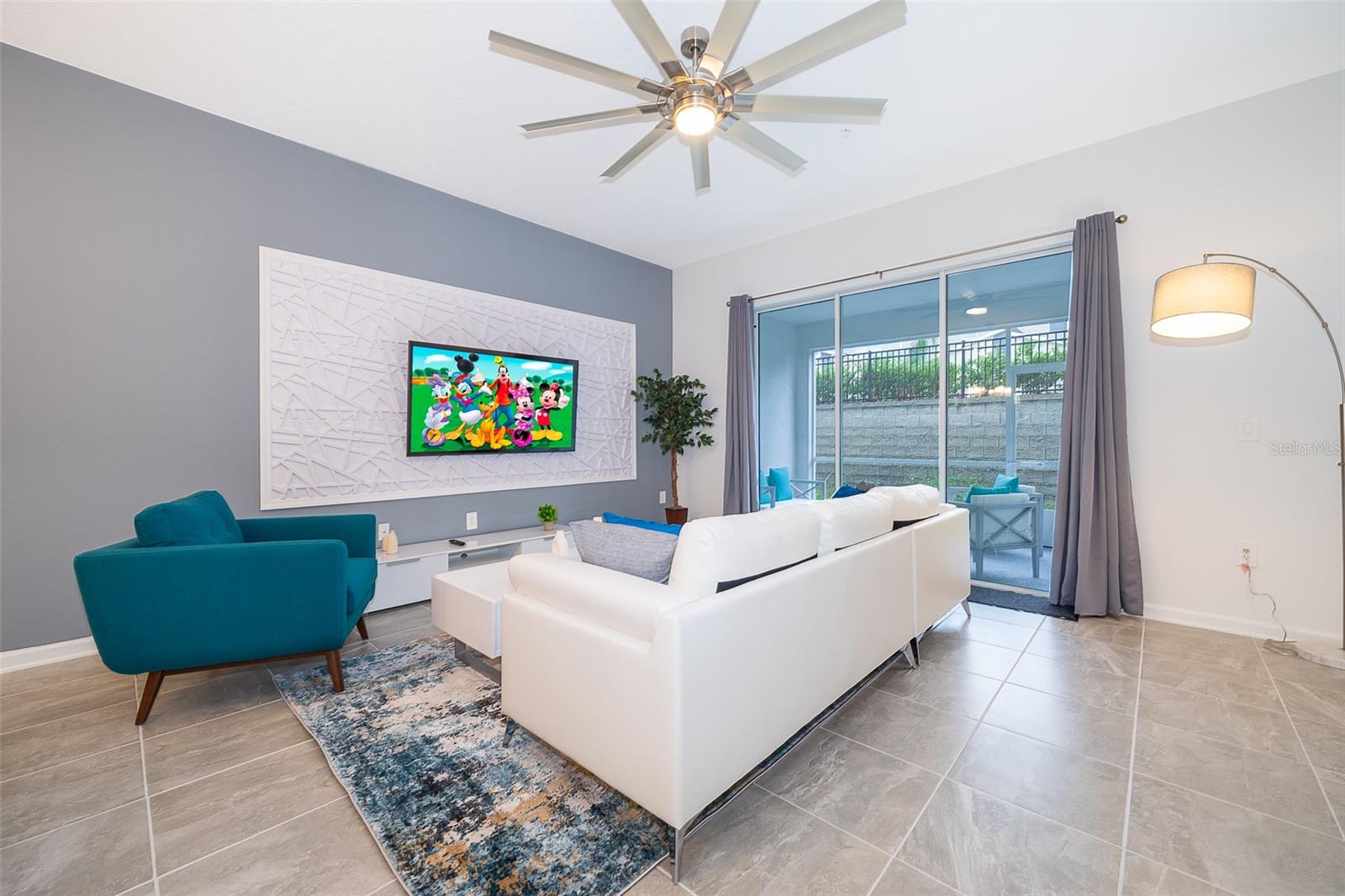 CHAMPIONSGATE CONDO 4 PH 22 & 23 - Residential Lease