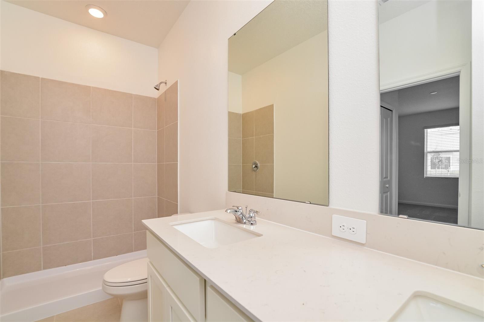 WATERSTONE PH 1A - Residential Lease