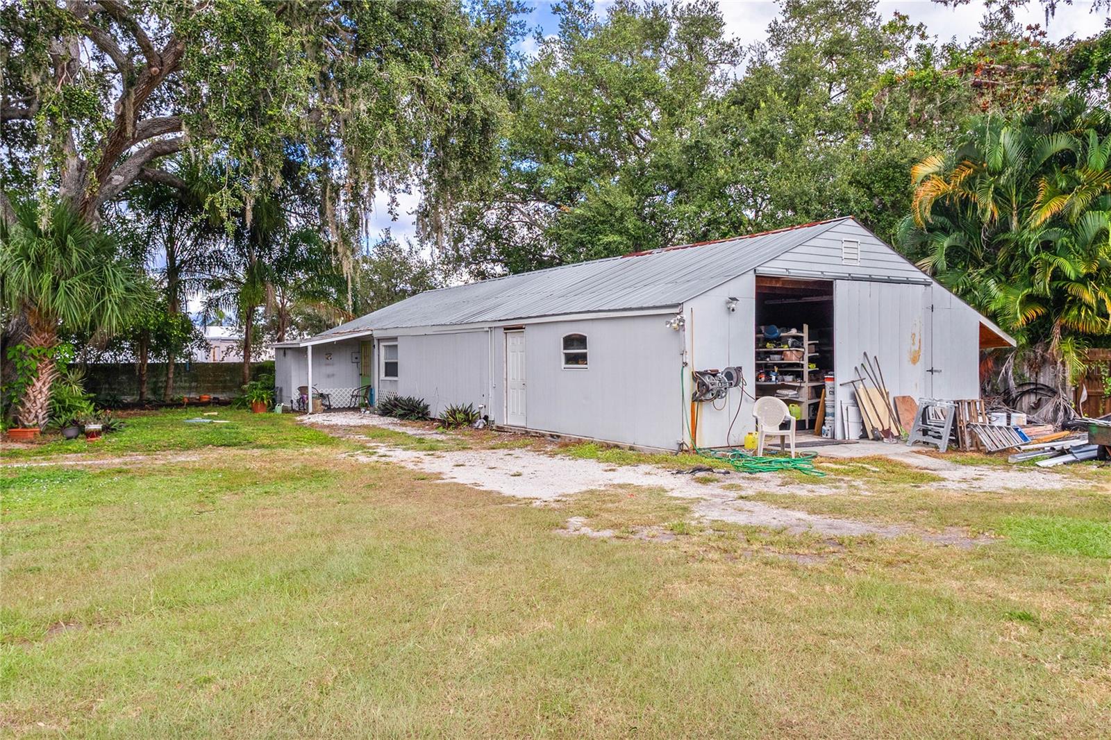 SHADY OAKS - Residential