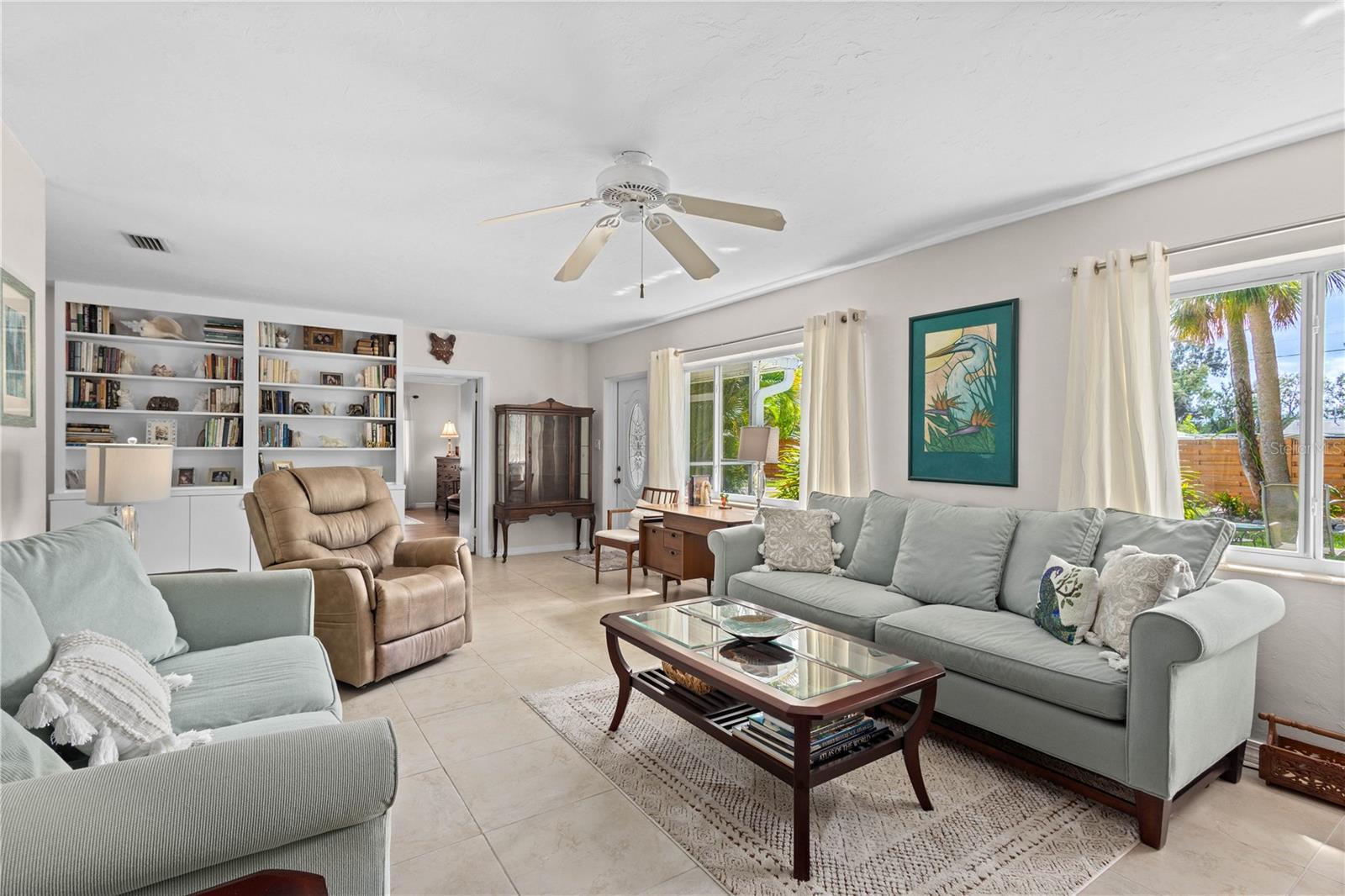 SHADY OAKS - Residential