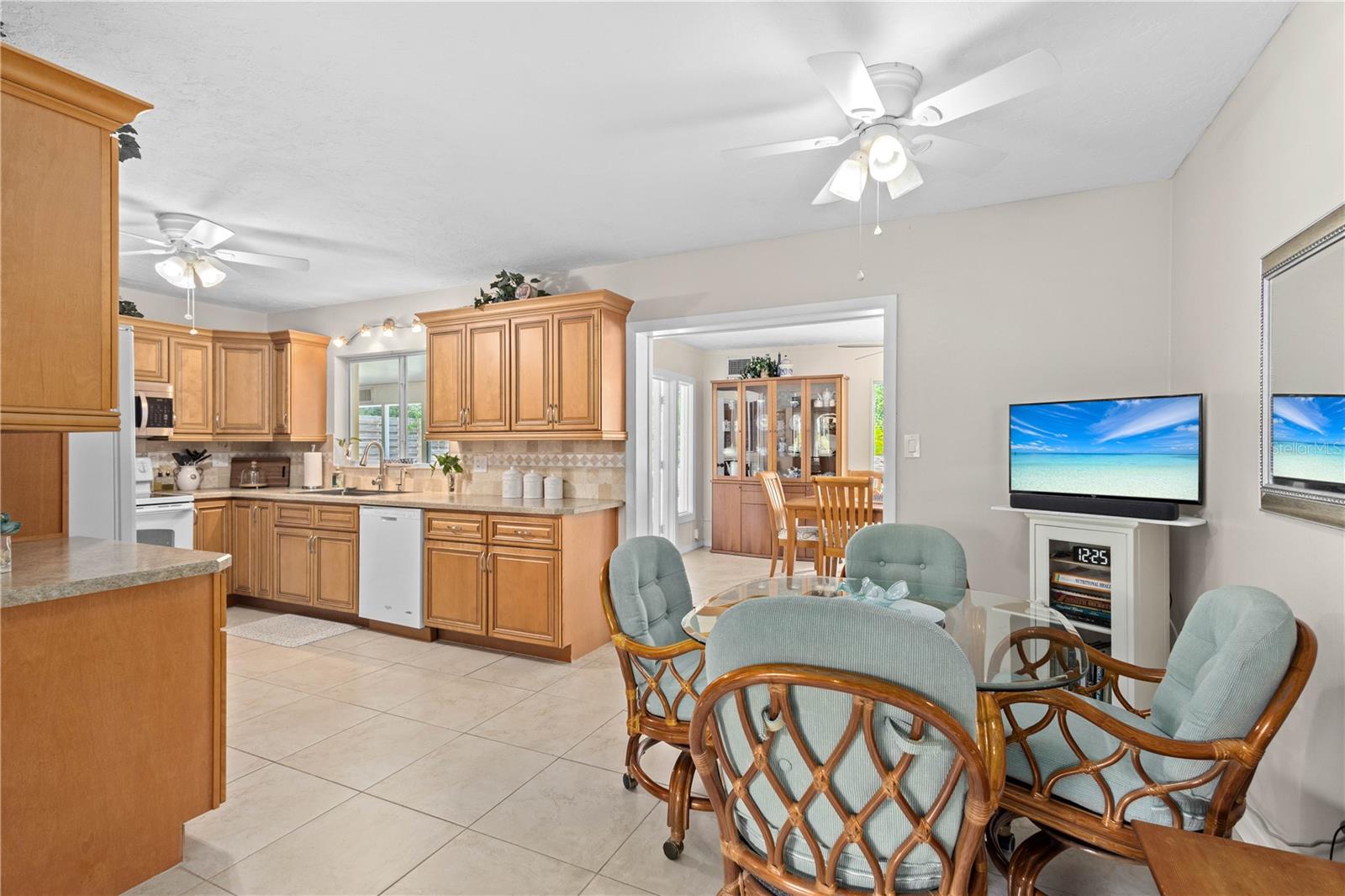 SHADY OAKS - Residential