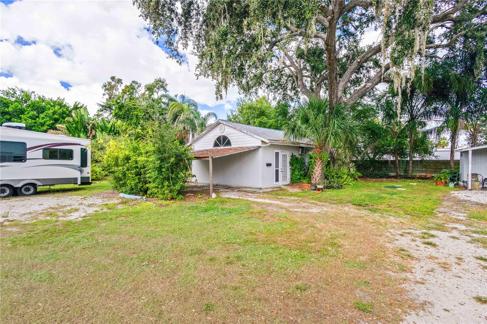 SHADY OAKS - Residential