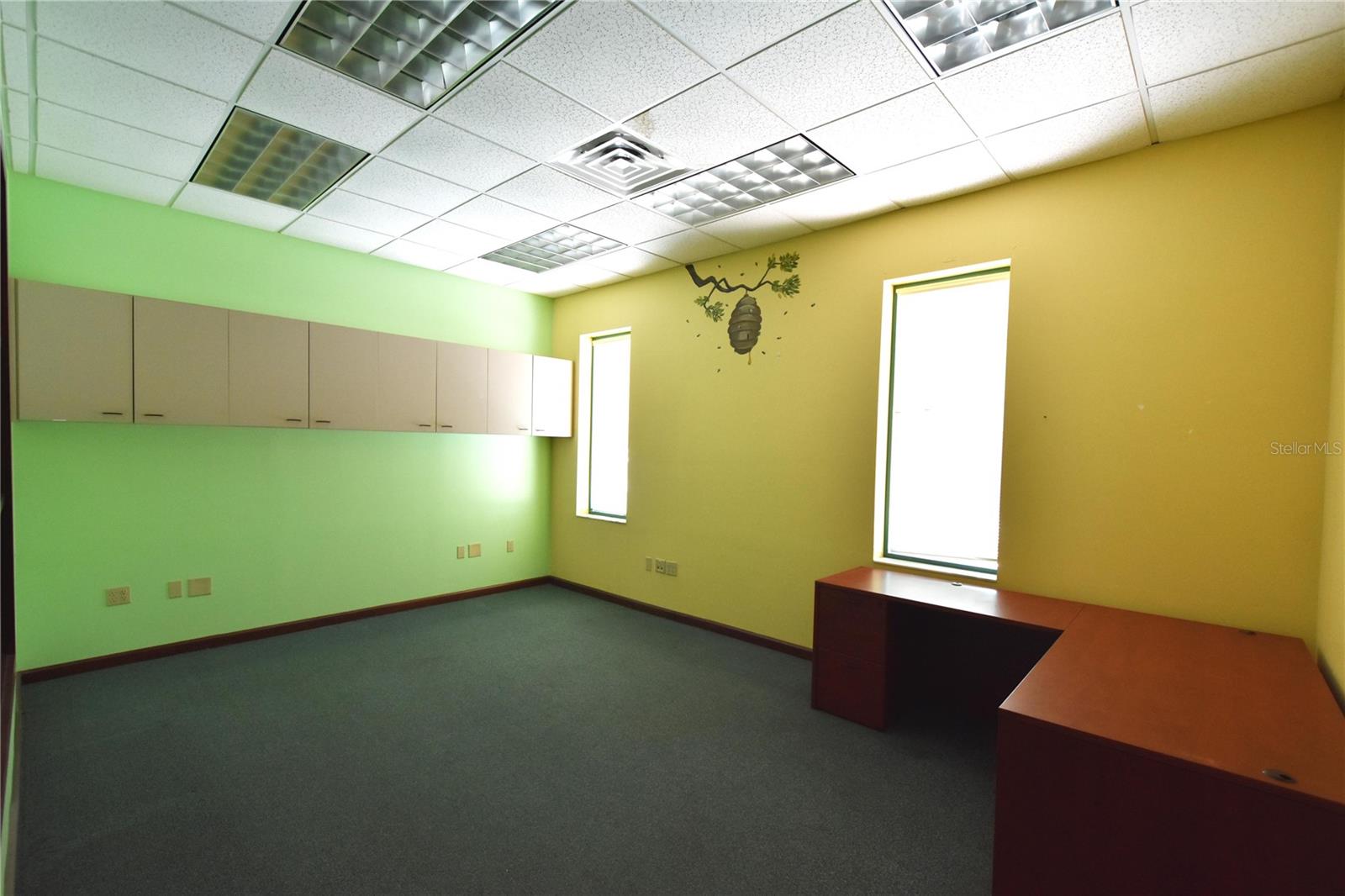 PORT RICHEY LAND CO - Commercial Lease