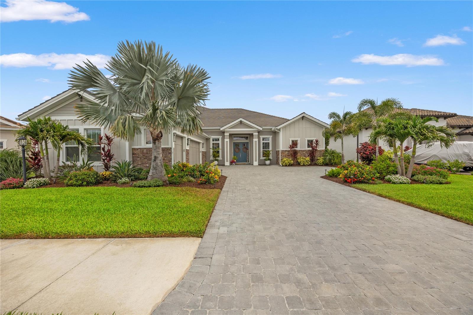 9479 TEQUILA SUNRISE DRIVE