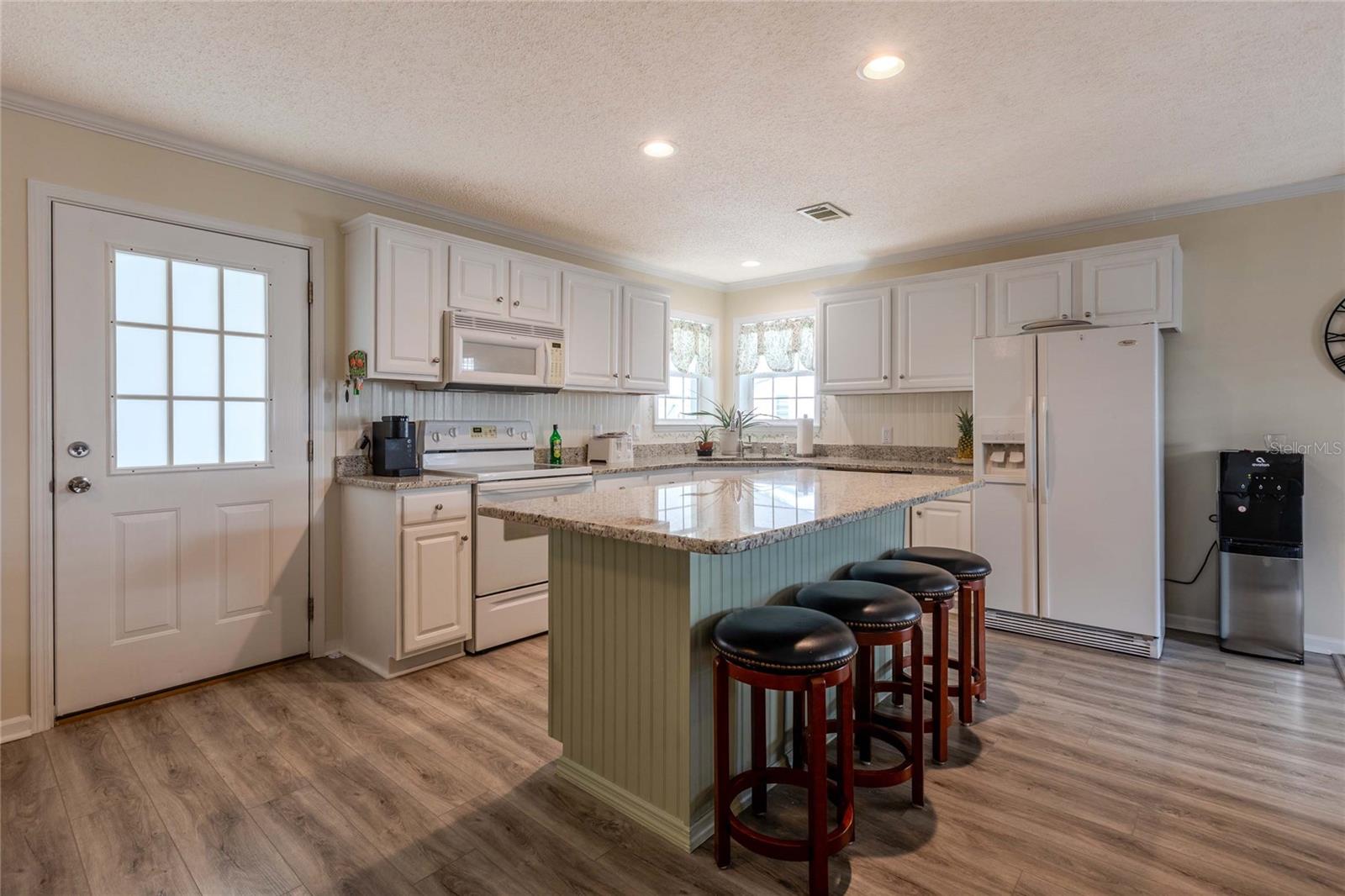 2100 KINGS HIGHWAY 440