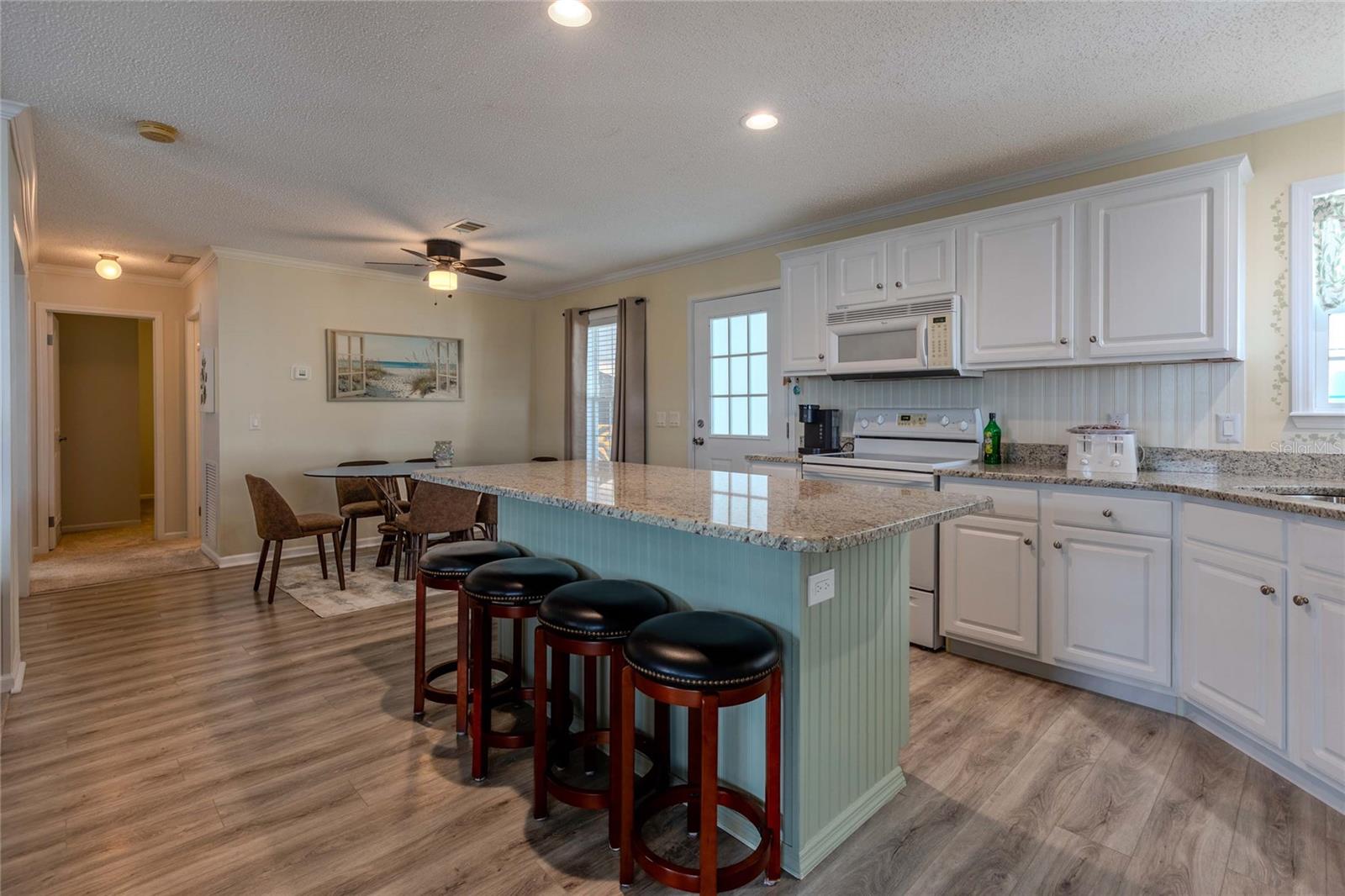 MAPLE LEAF ESTATES - Residential