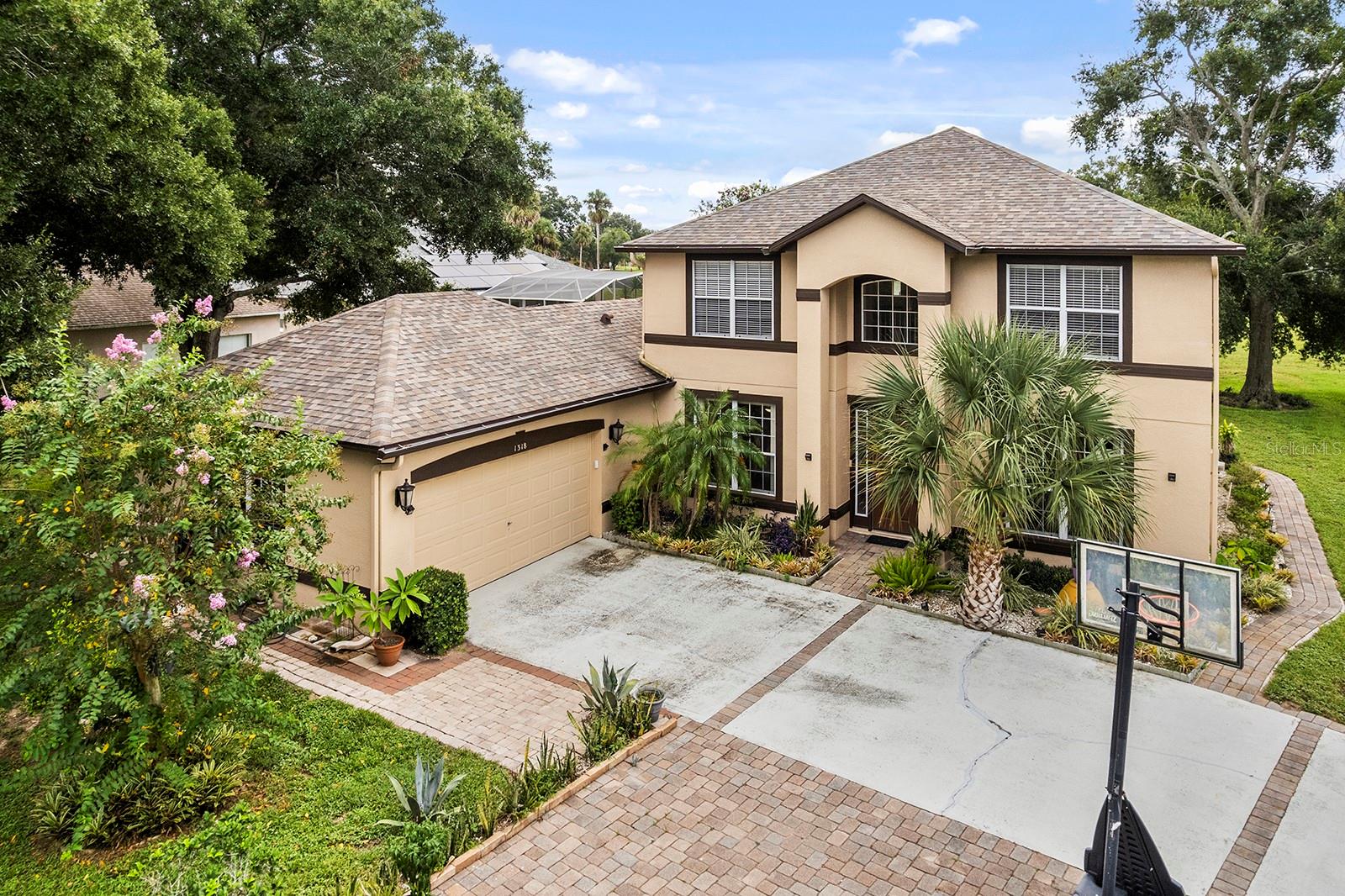 Wow! Great opportunity to purchase this beautiful well-maintained home. Huge lot over 1/3 acre! NEW Roof 2019! NEW AC 2022! NEW Water 2022!