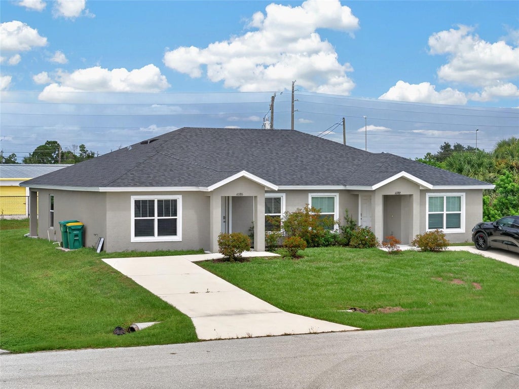 Photo of 10386 Pendleton Avenue, Englewood, FL 34224 (MLS # C7531046)