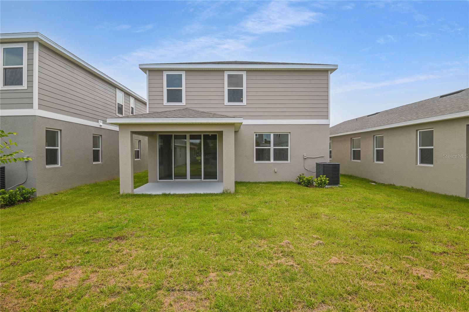 SEASONS AT MAGNOLIA POINTE - Residential