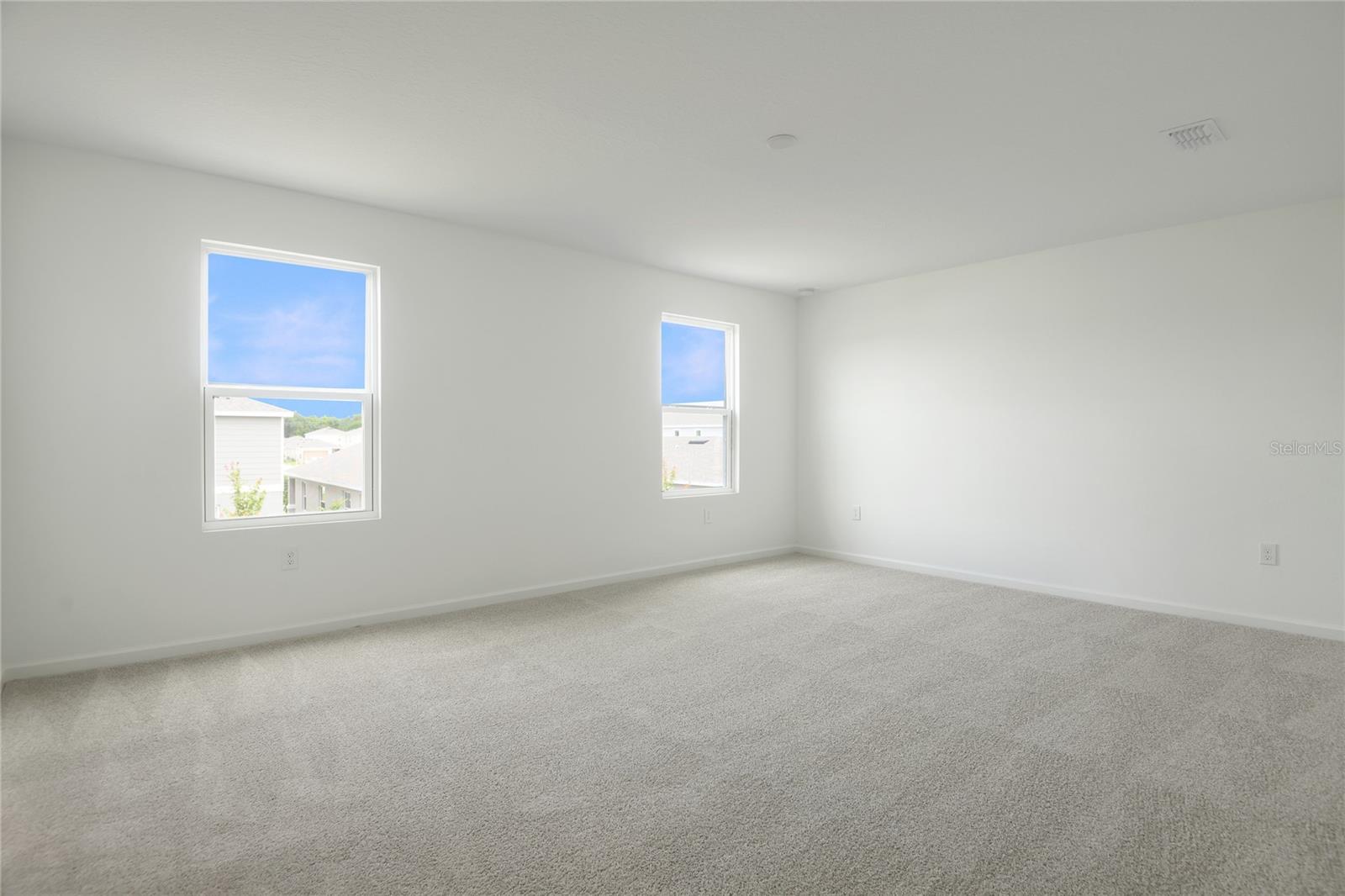 SEASONS AT MAGNOLIA POINTE - Residential