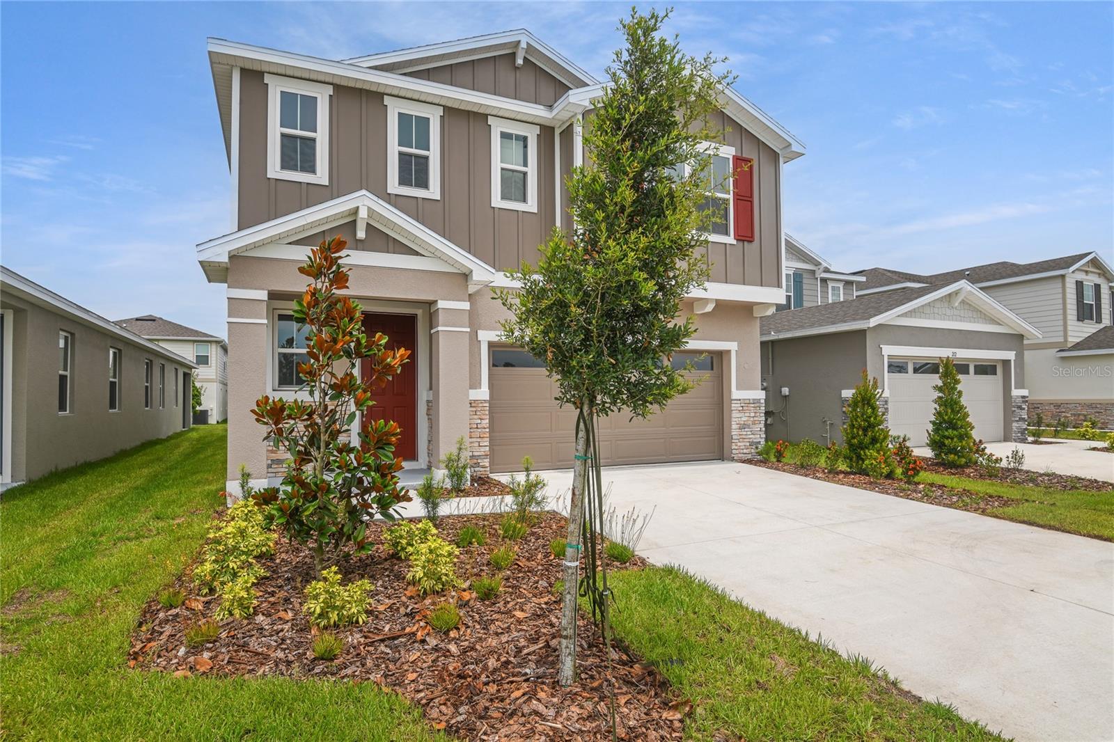 SEASONS AT MAGNOLIA POINTE - Residential
