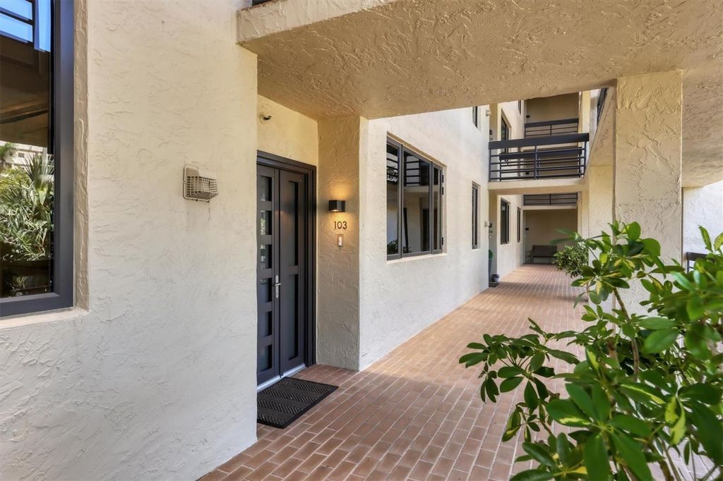 Photo of 1065 Gulf Of Mexico Drive #103, Longboat Key, FL 34228 (MLS # A4650211)