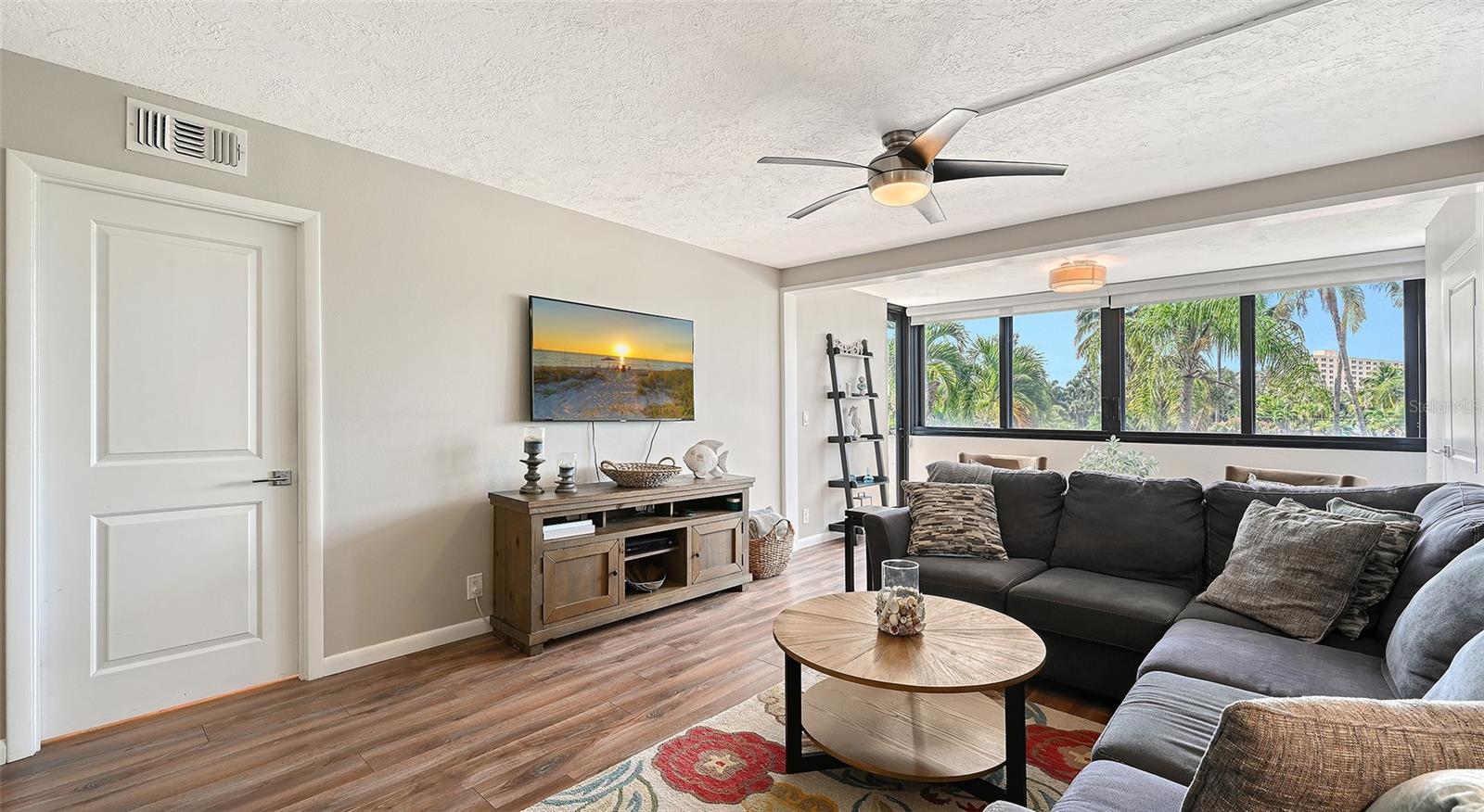 5855 MIDNIGHT PASS ROAD 221, SARASOTA, FL, 34242 4 5855 MIDNIGHT PASS ROAD 221